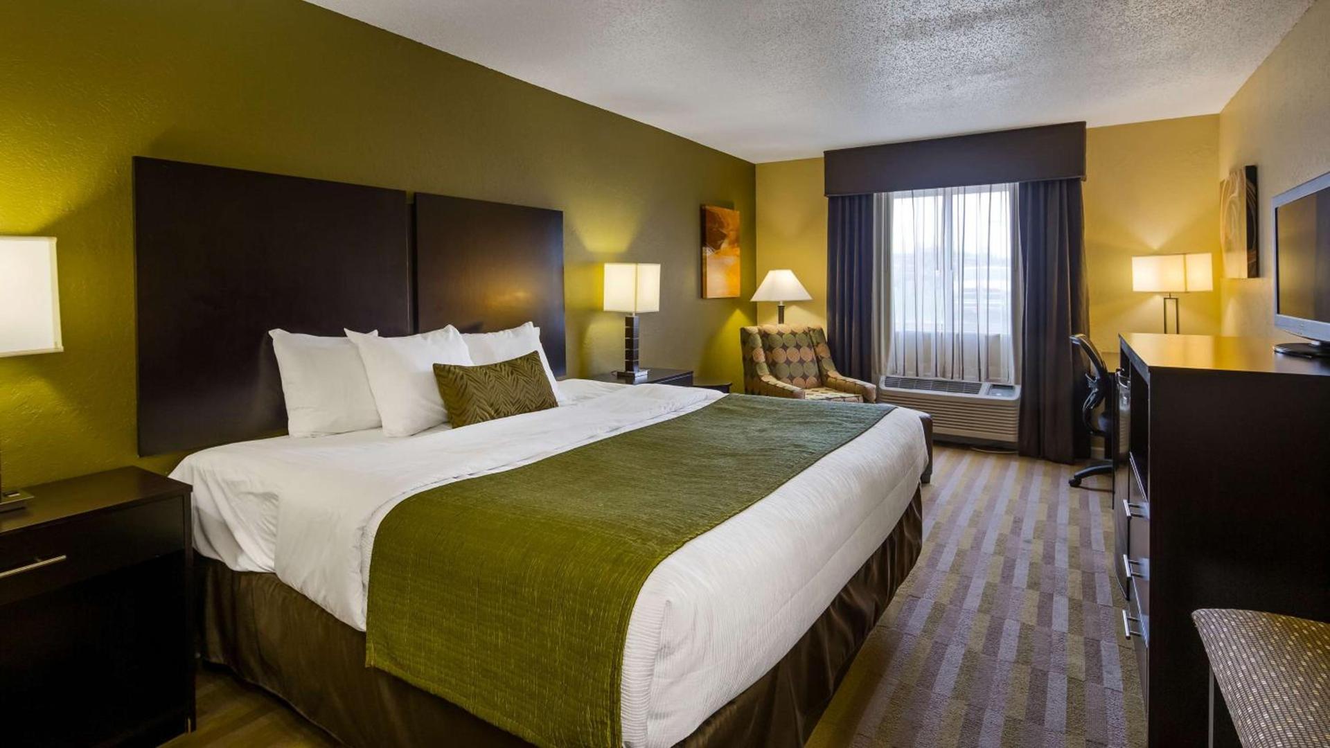 Best Western Norwalk photo 16