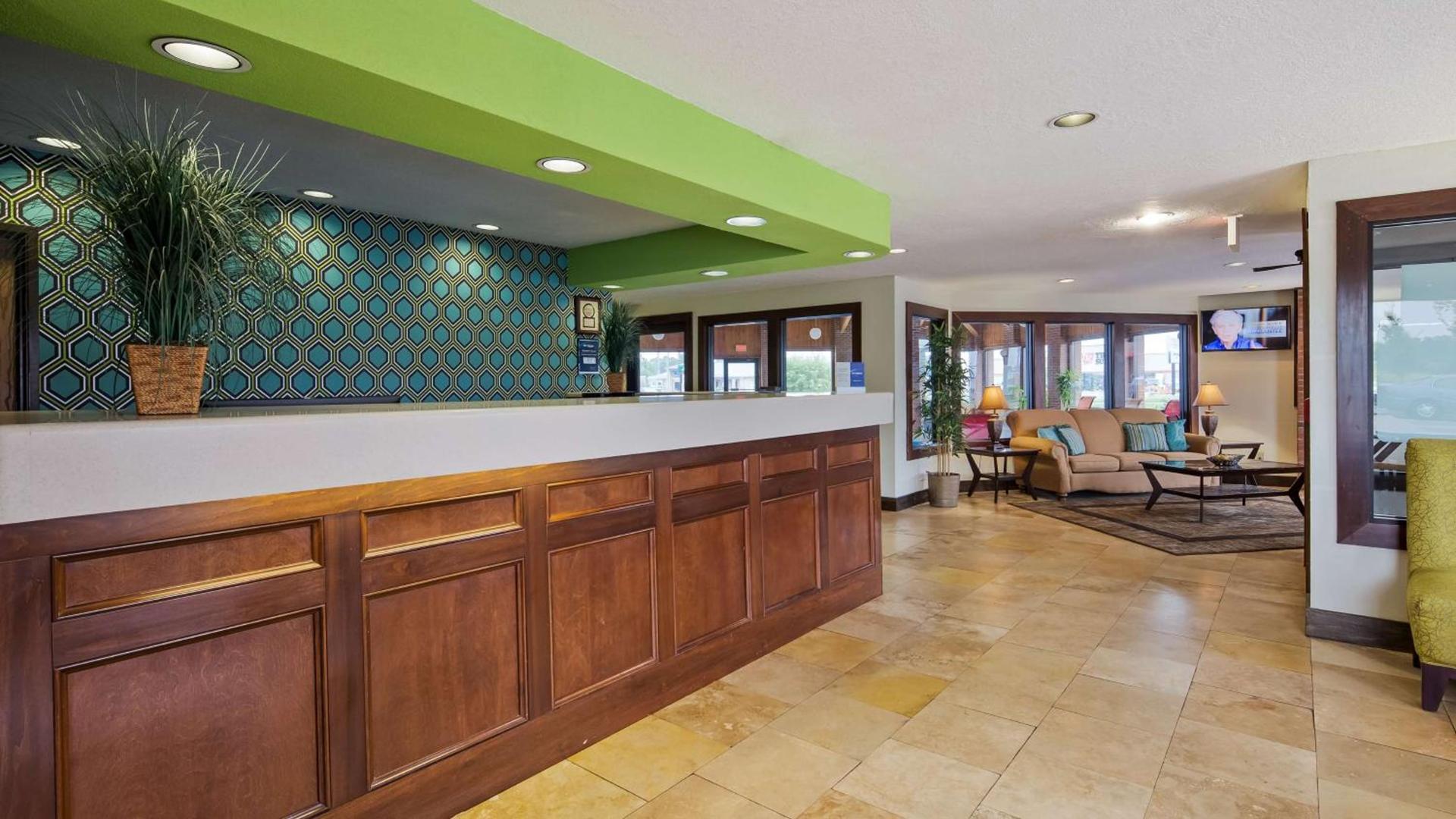 Best Western Norwalk photo 19