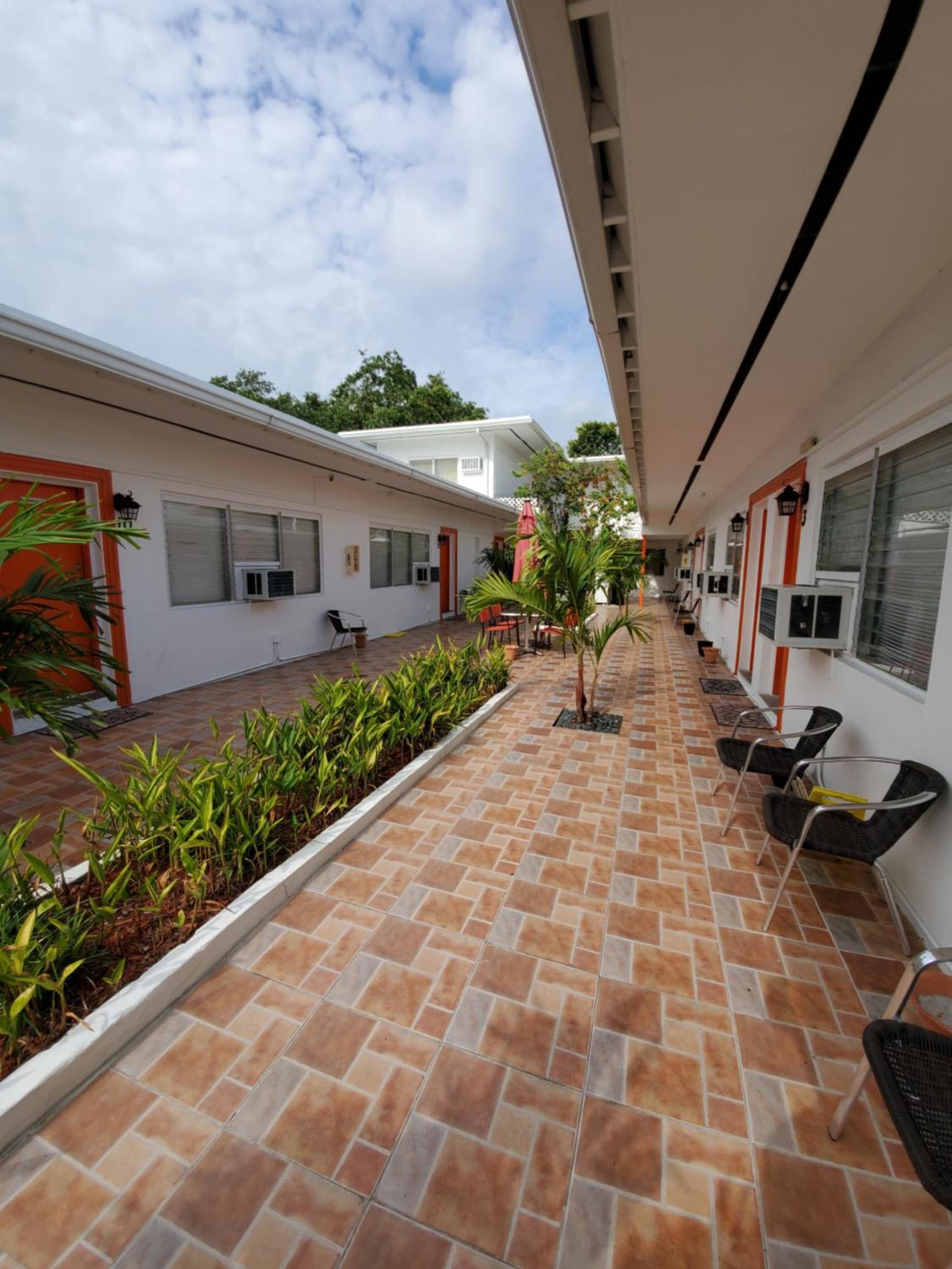 Royal Budget Inn photo 11