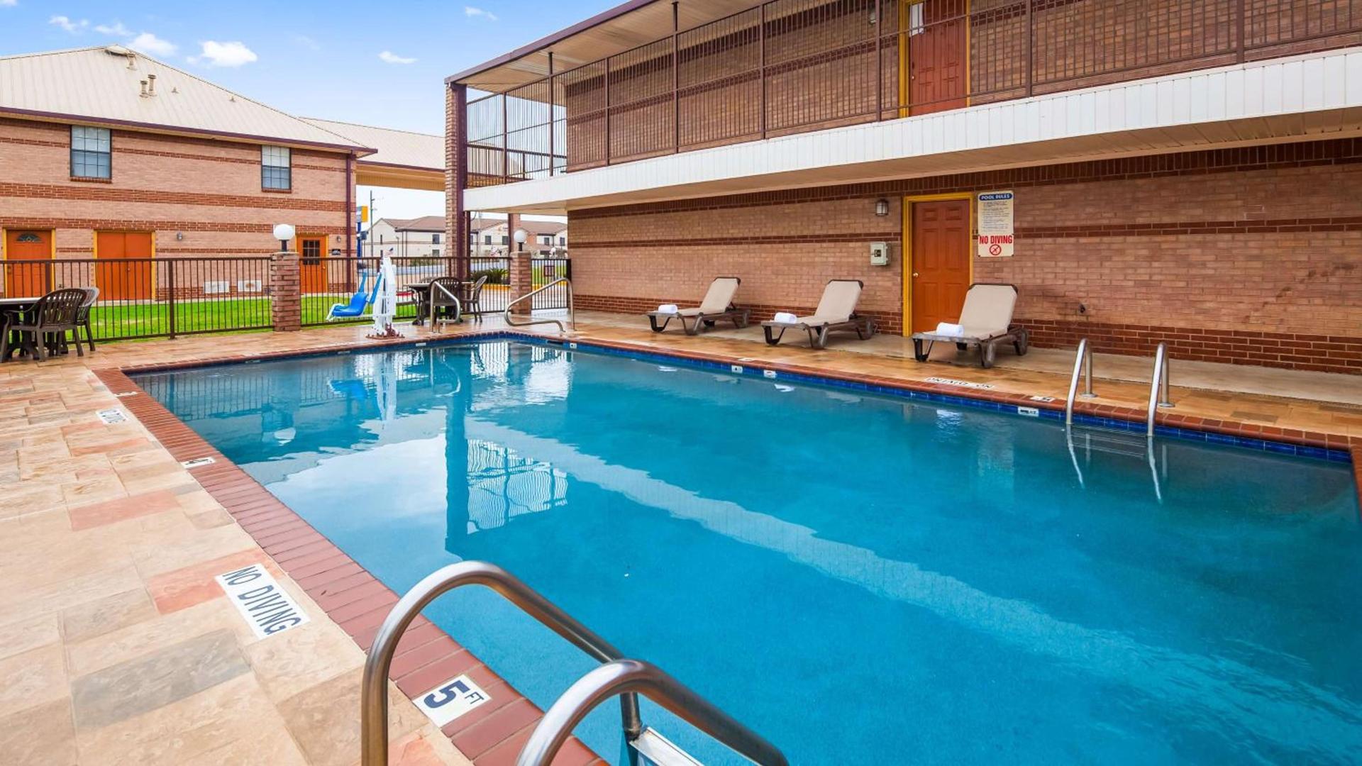 Best Western Executive Inn photo 12
