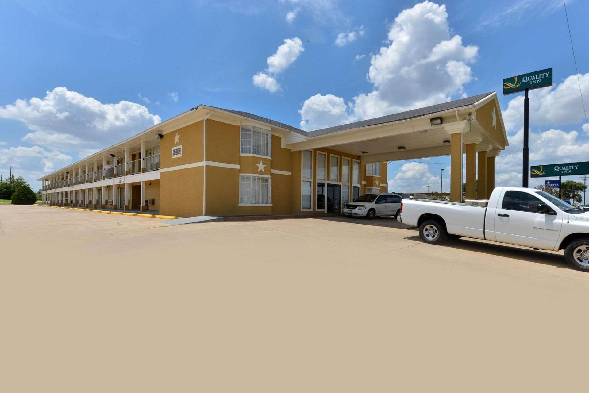 Quality Inn Gonzales photo 5