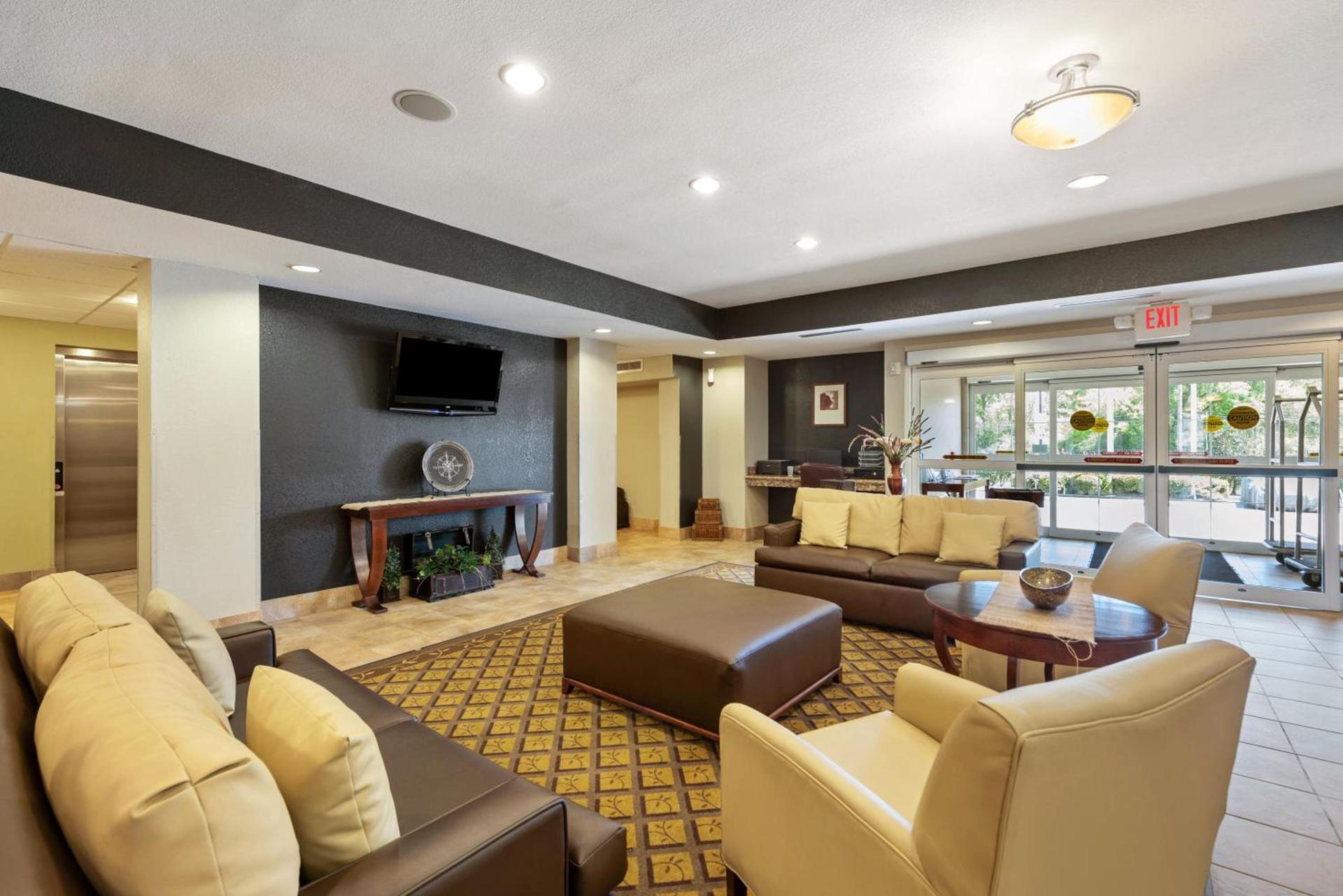 Extended Stay America Suites - Houston - IAH Airport photo 5