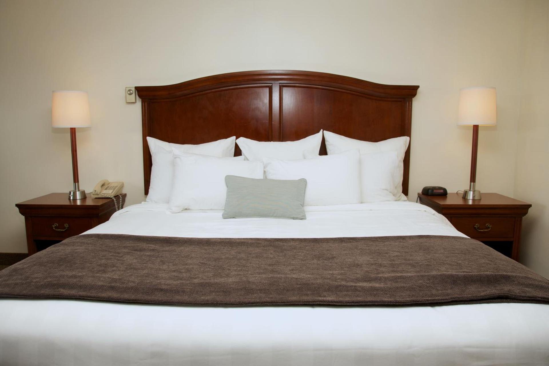 Holiday Hill Inn & Suites photo 40