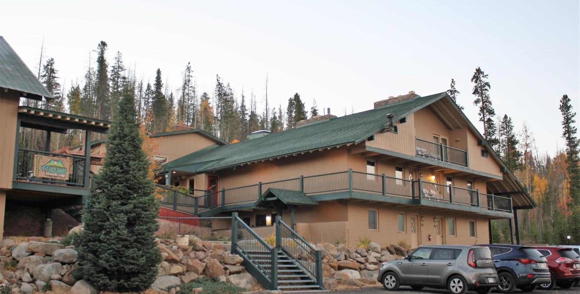 Hideaway Mountain Lodge photo 61