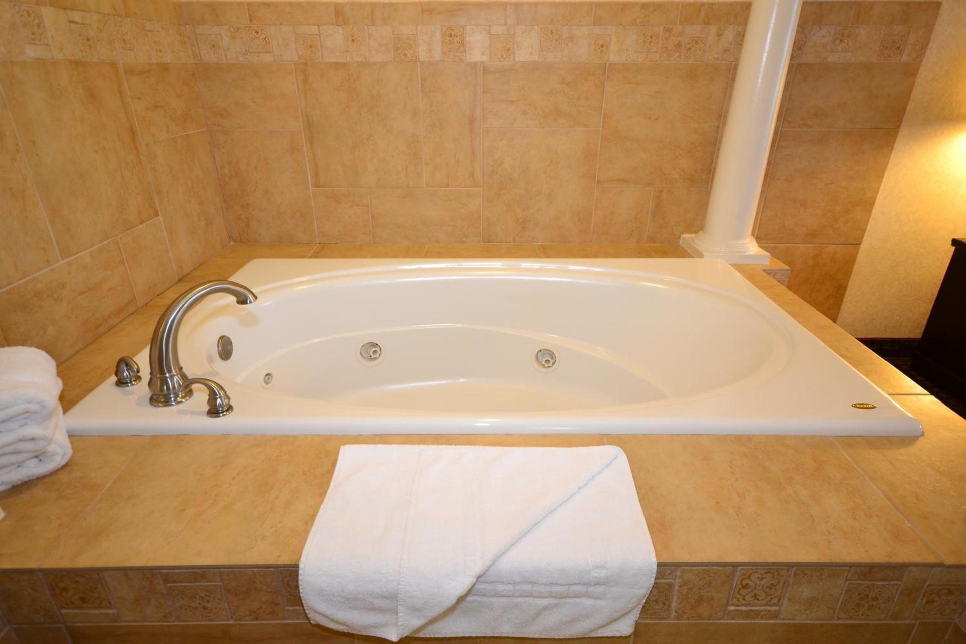 Best Western Plus Main Street Inn photo 32