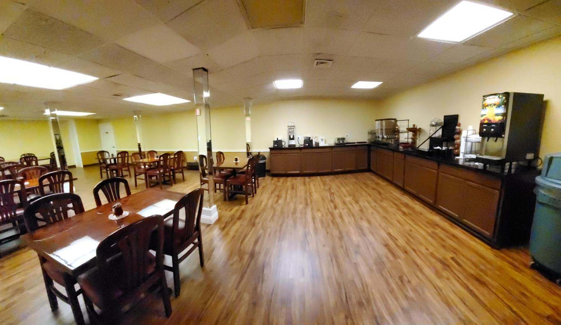 Ramada by Wyndham Groton Mystic photo 39
