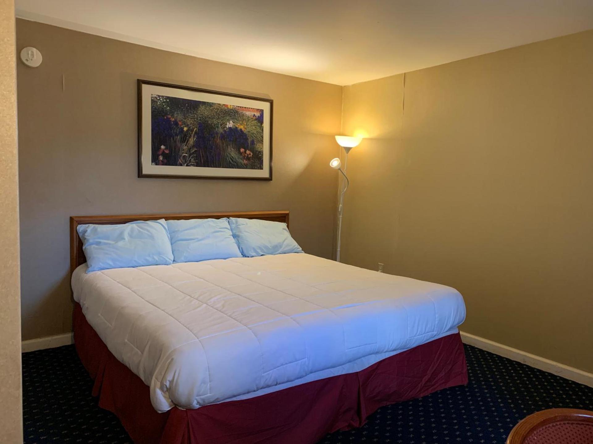 Scottish Inns Fayetteville photo 10