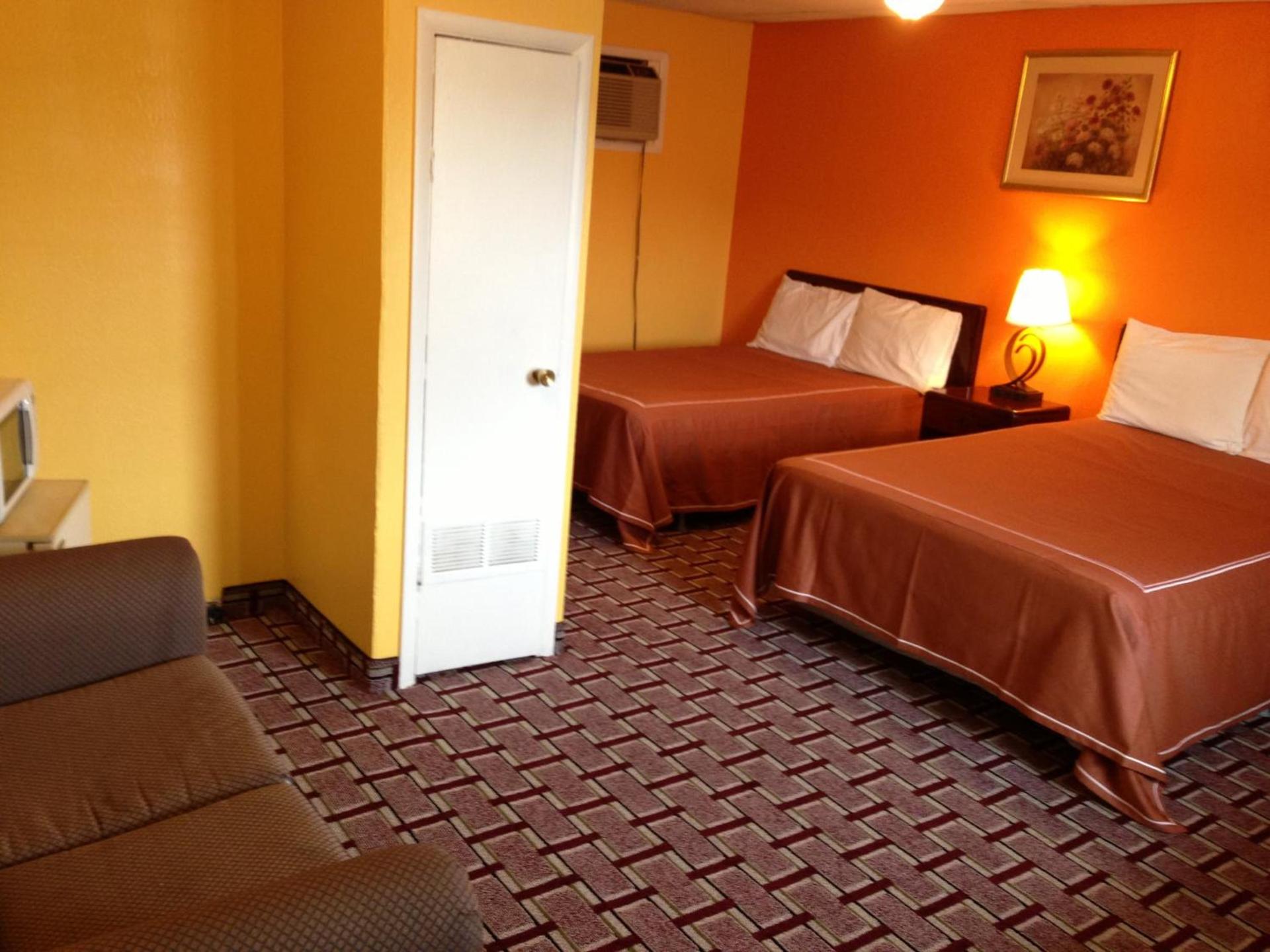 Red Carpet Inn Niagara Falls photo 12