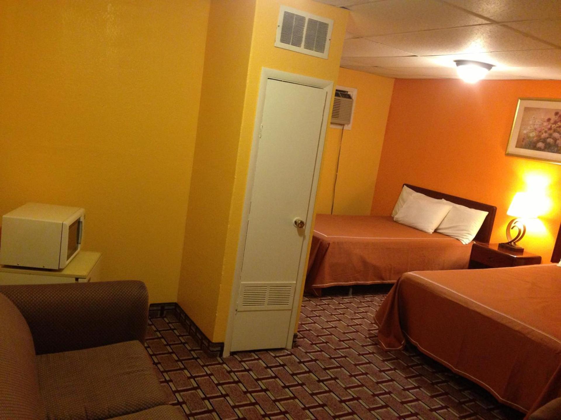 Red Carpet Inn Niagara Falls photo 13