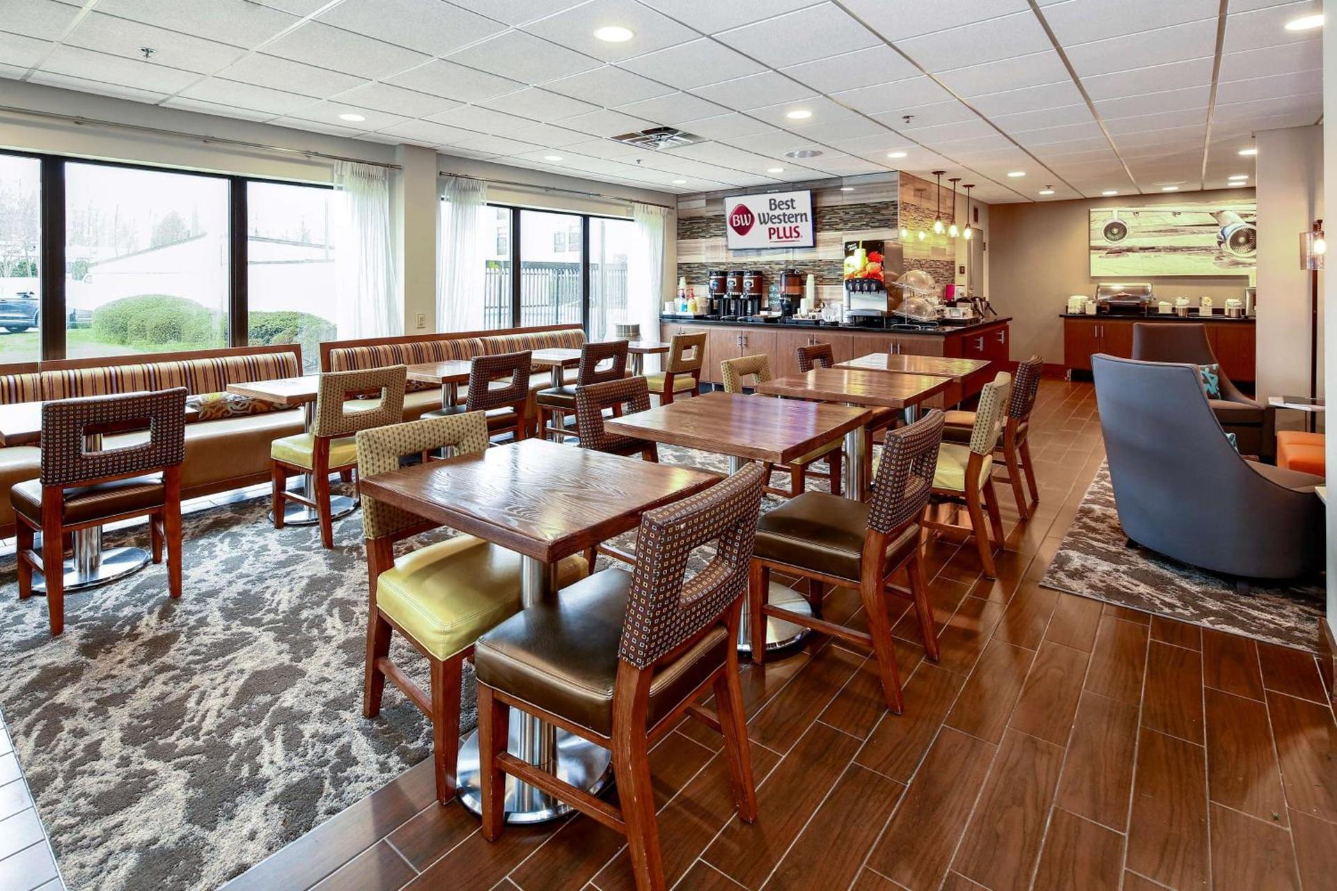 Best Western Plus Bellingham photo 22
