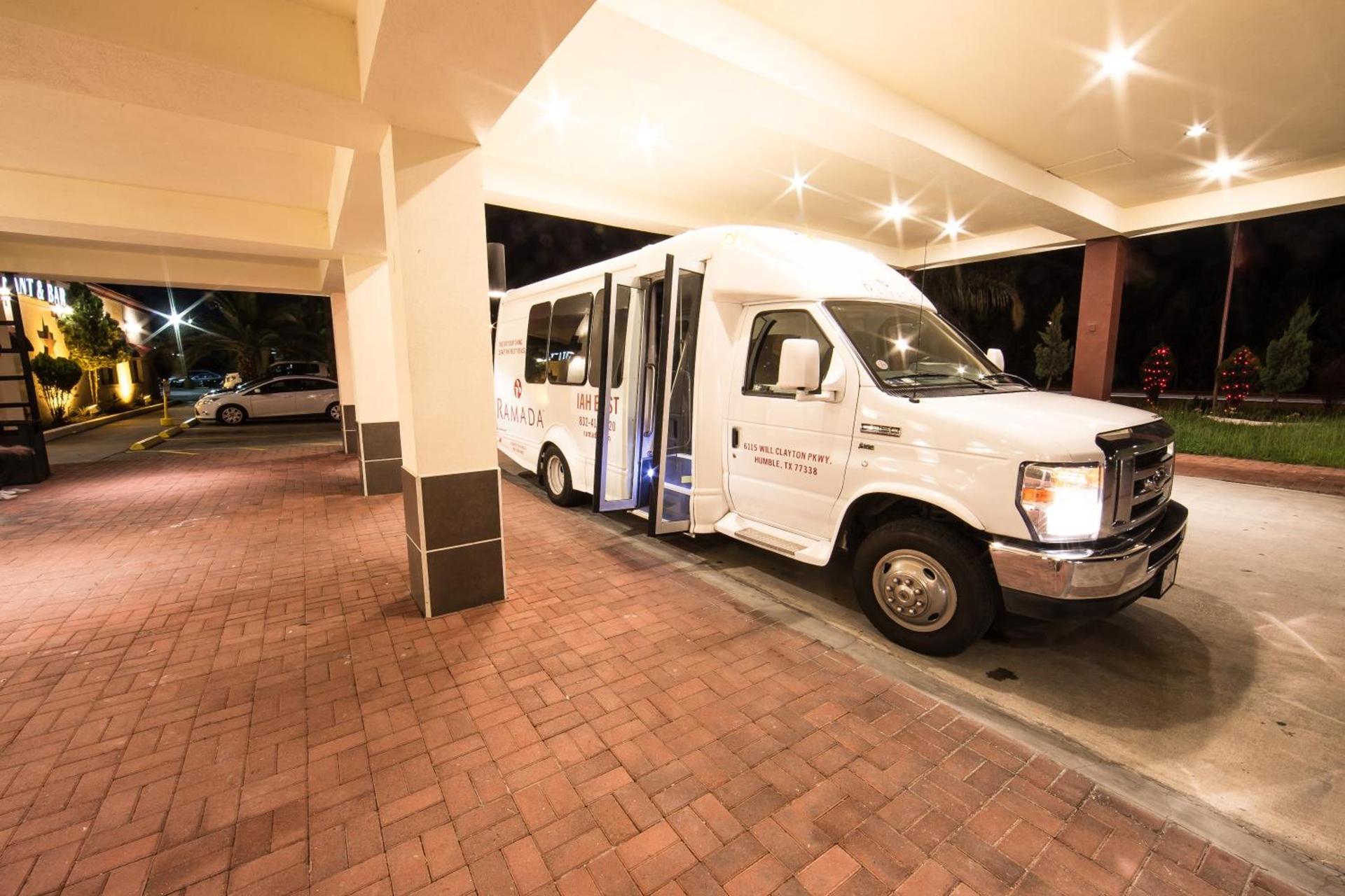 Ramada by Wyndham Houston Intercontinental Airport East photo 61