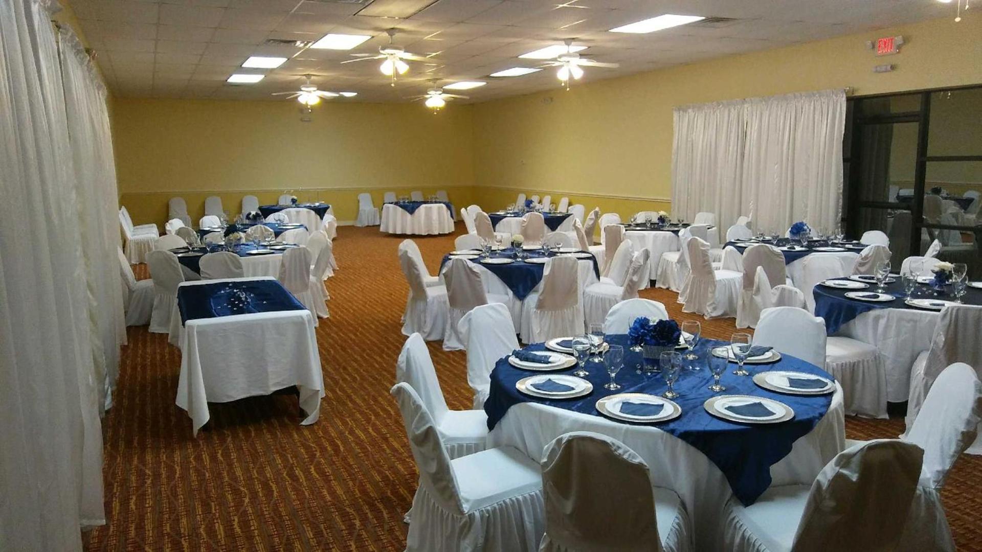 Ramada by Wyndham Houston Intercontinental Airport East photo 47