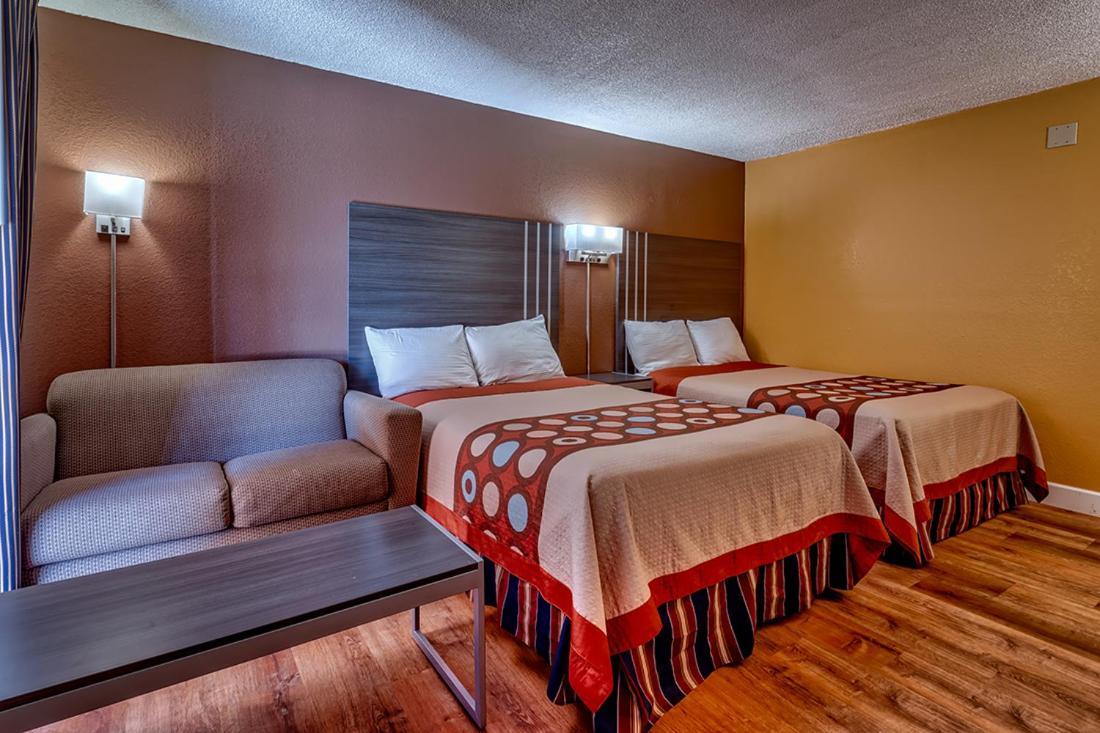 Siesta Motel photo 4