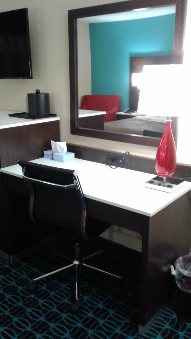 Ramada by Wyndham Groton Mystic photo 46