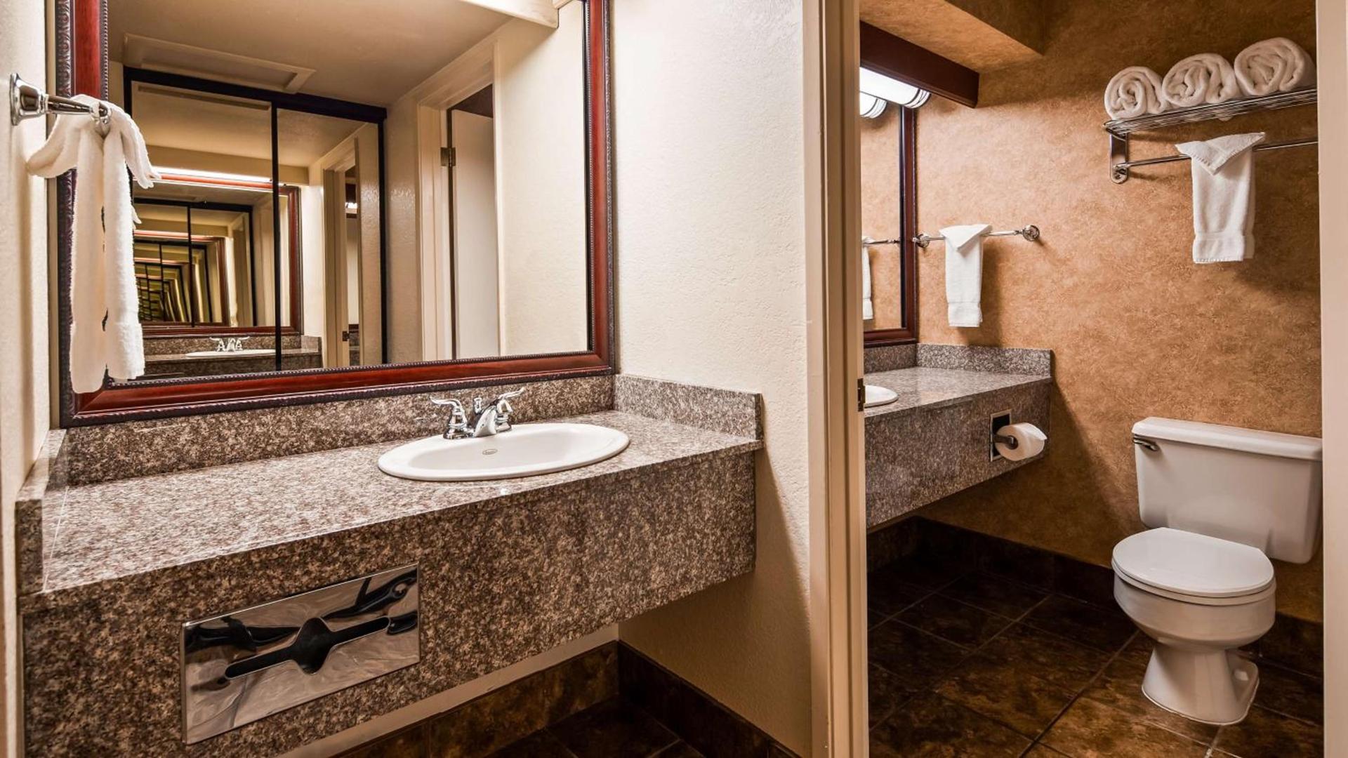 Best Western Plus Humboldt House Inn photo 13