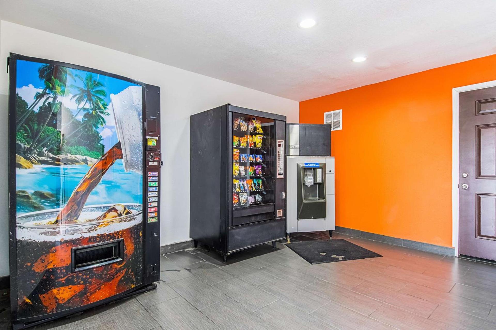 Motel 6-Bakersfield, CA - Airport photo 36