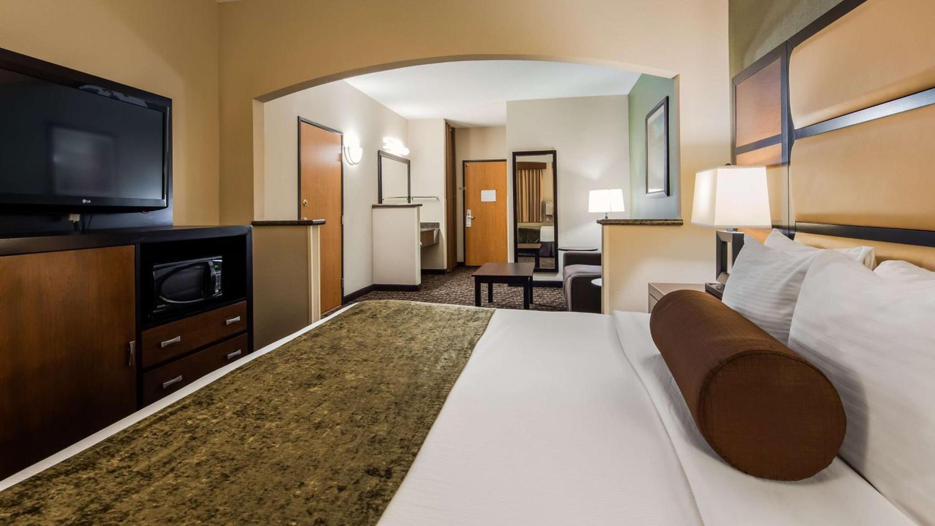 Best Western PLUS Vancouver Mall Drive photo 13