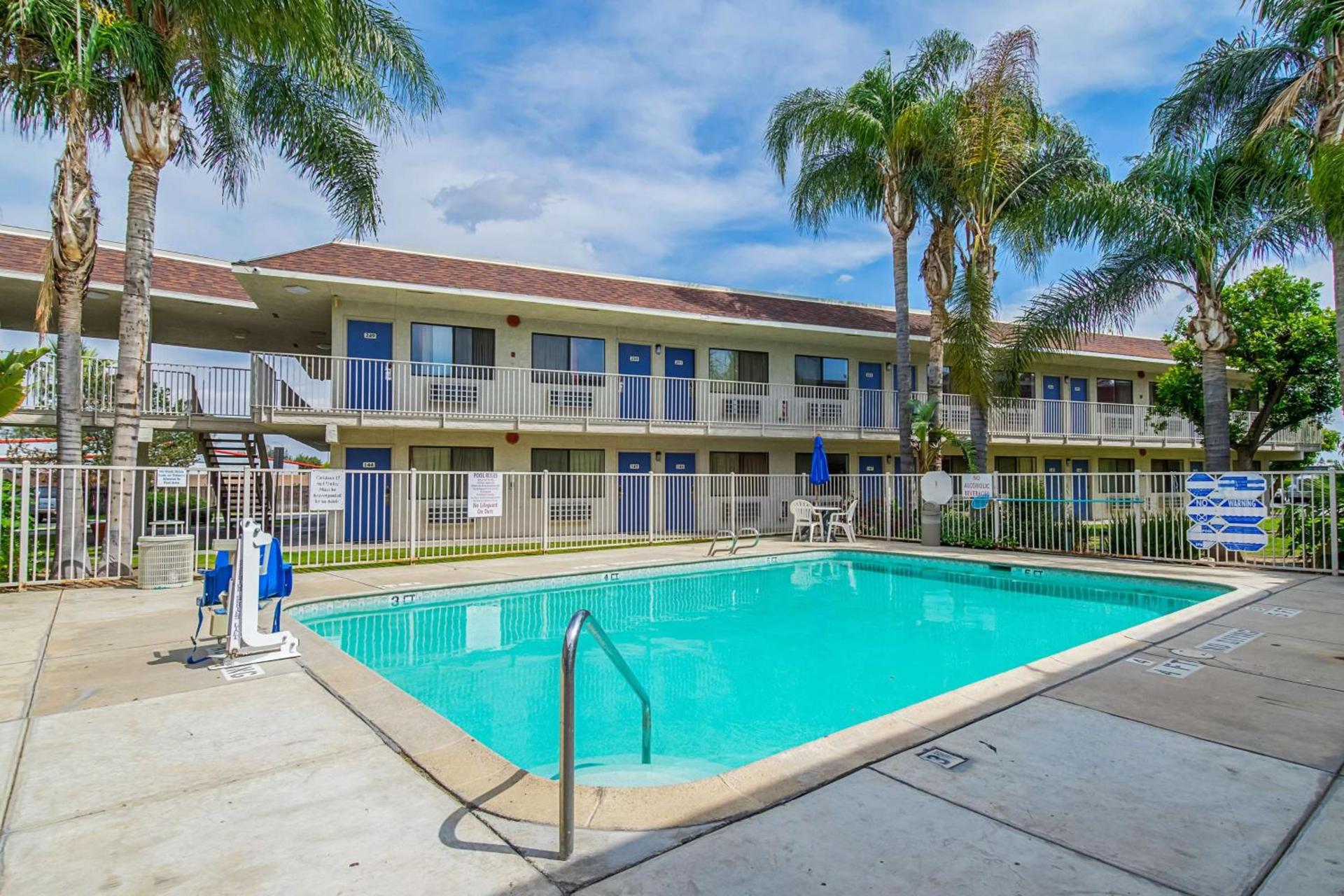 Motel 6-Bakersfield, CA - Airport photo 50