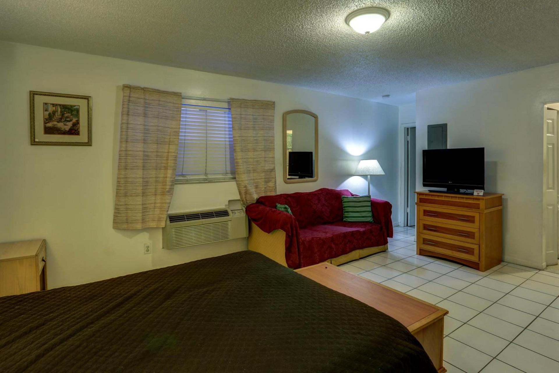Richard's Motel Studios photo 52