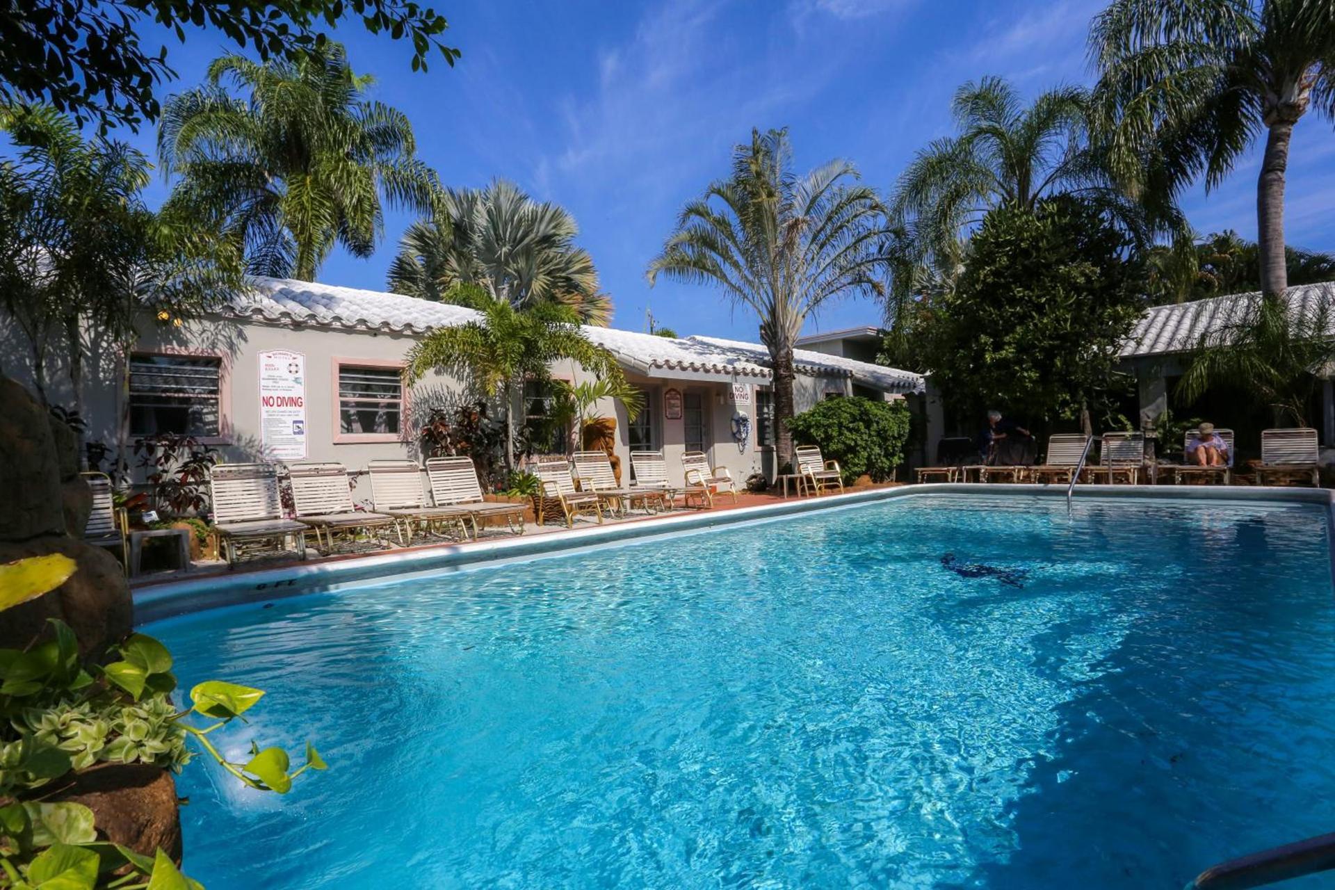 Richard's Motel Studios photo 61