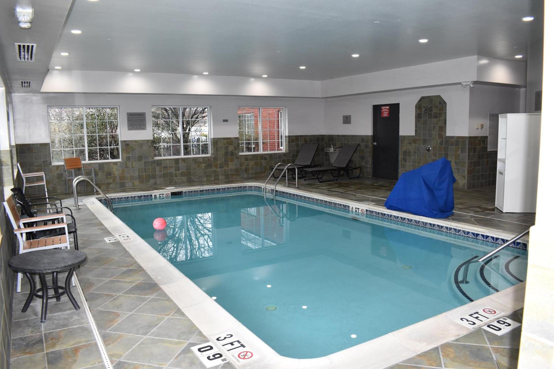 Country Inn & Suites by Radisson, Hagerstown, MD photo 79