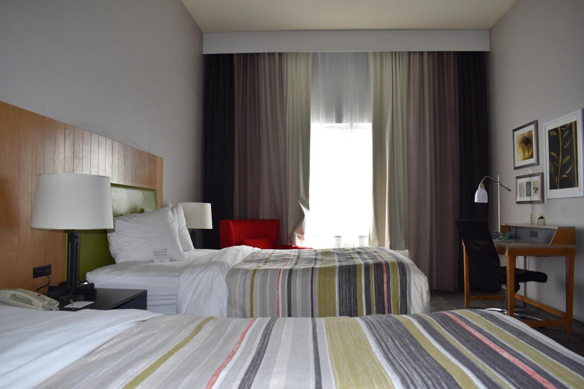 Country Inn & Suites by Radisson, Hagerstown, MD photo 64