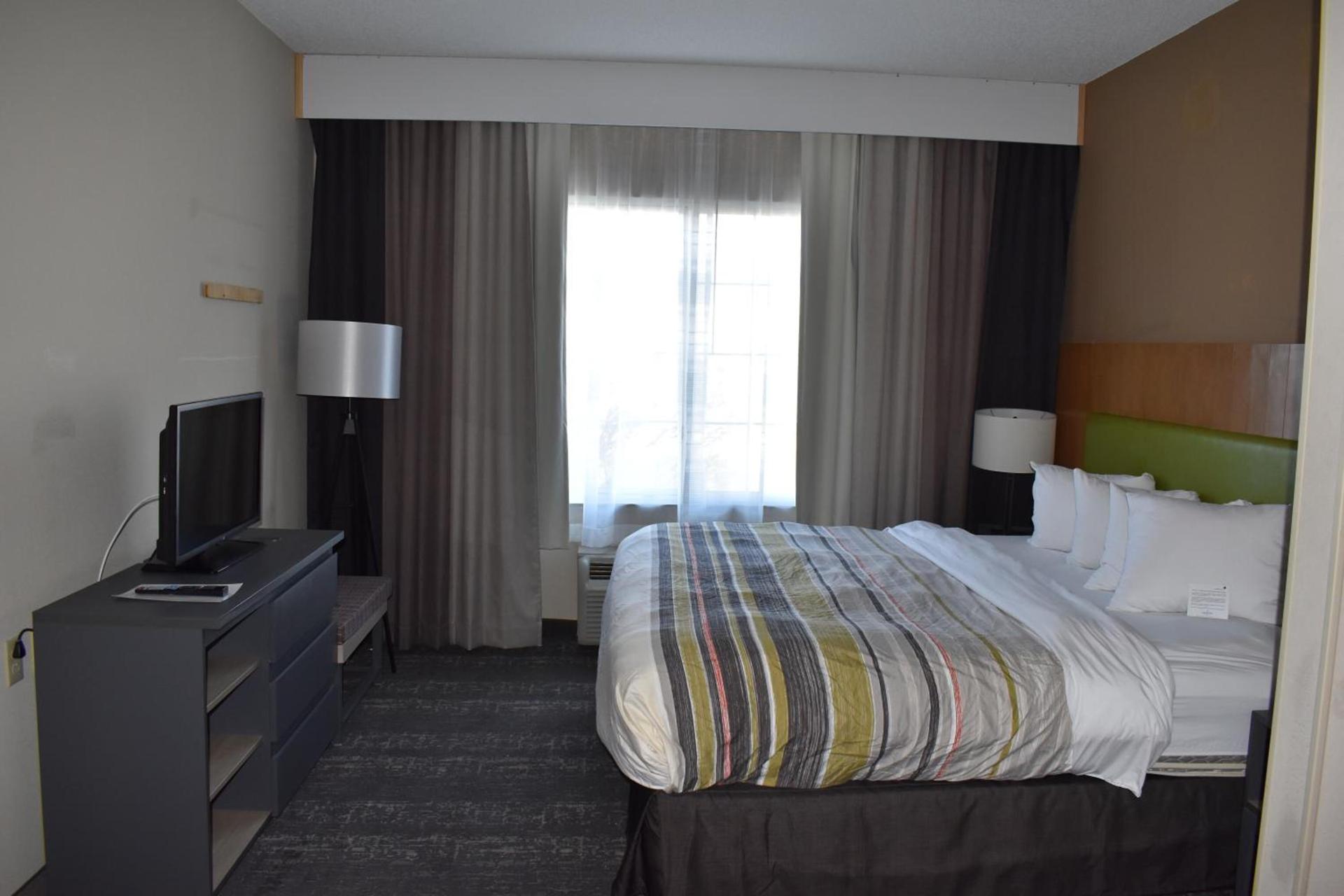 Country Inn & Suites by Radisson, Hagerstown, MD photo 57