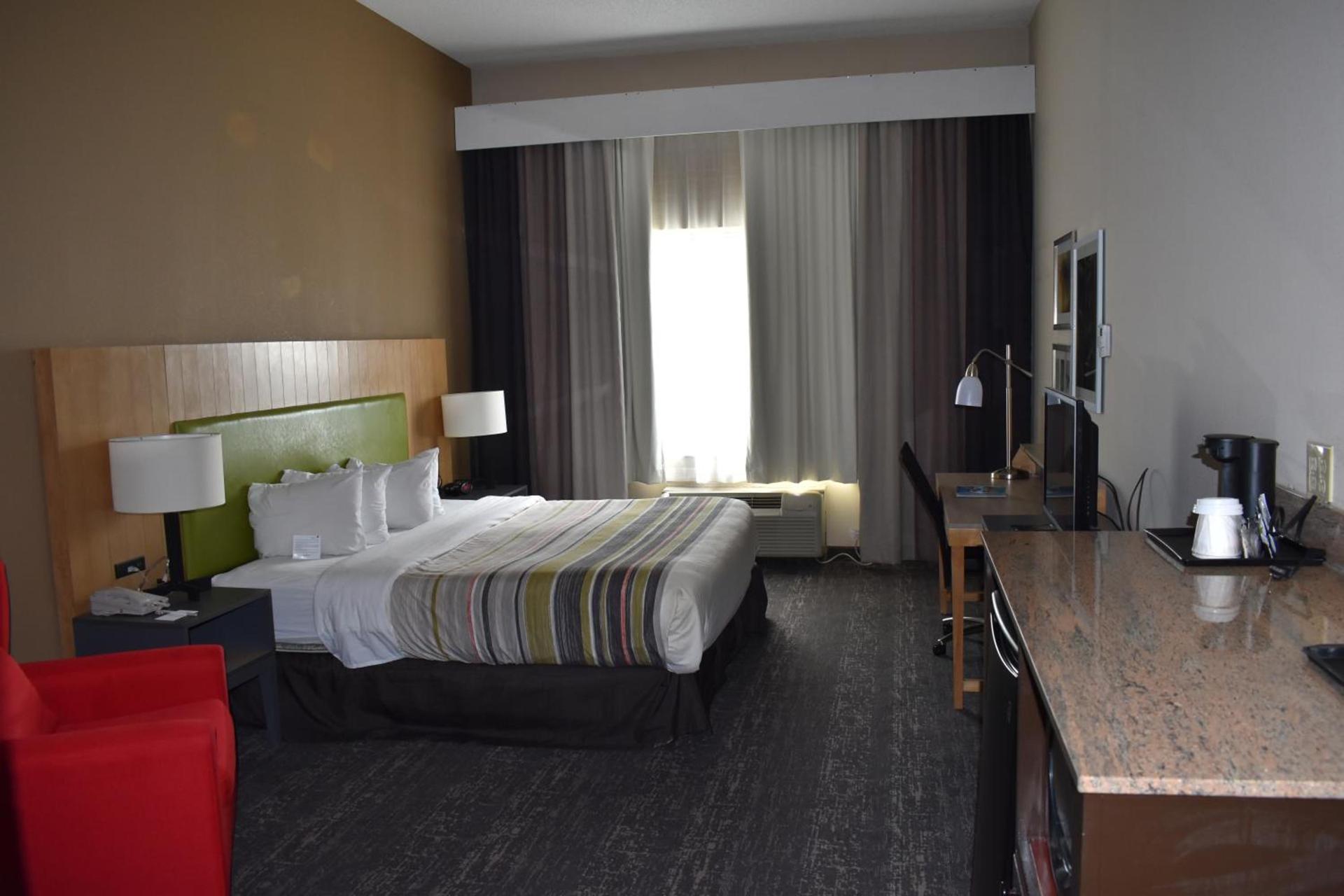 Country Inn & Suites by Radisson, Hagerstown, MD photo 14