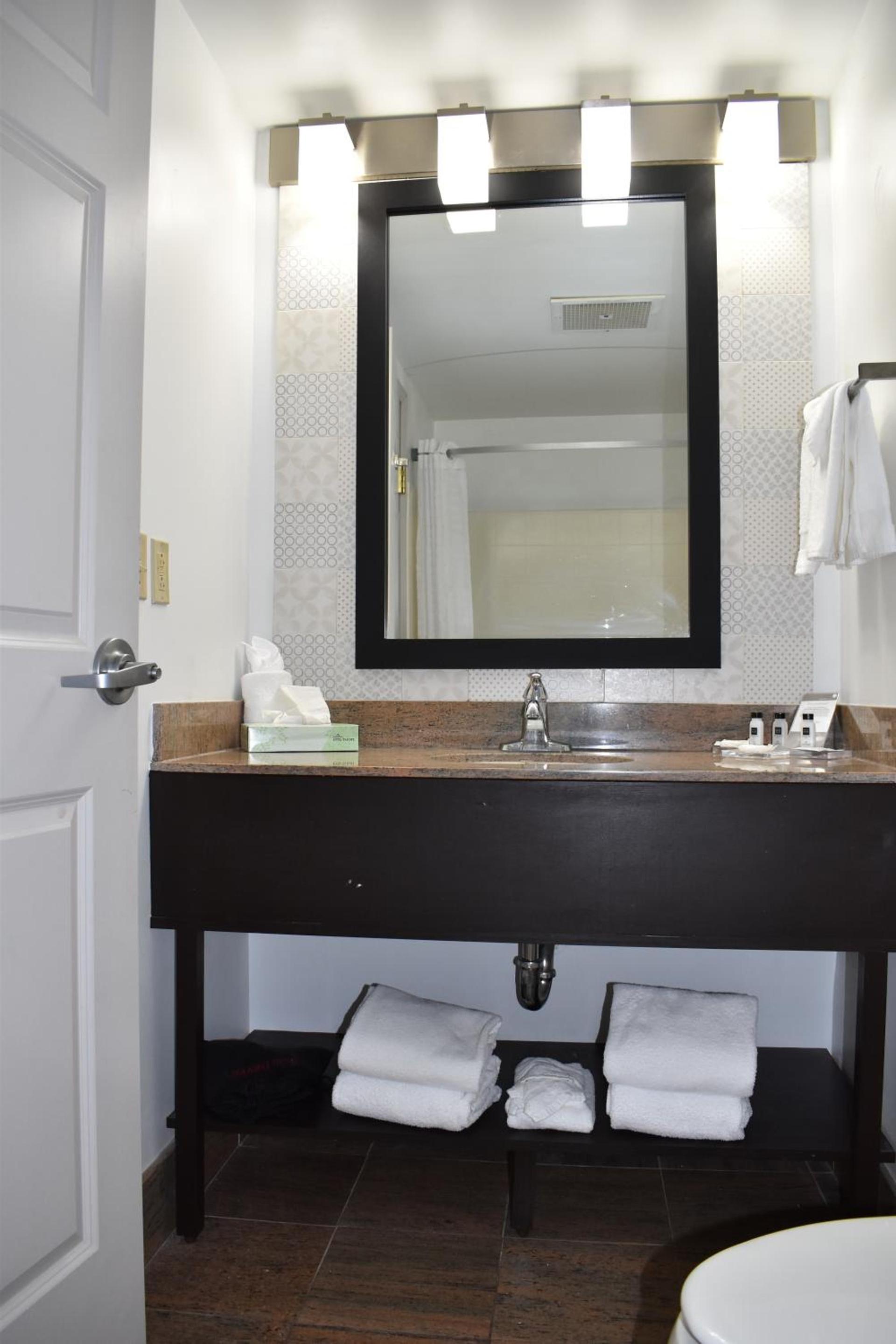 Country Inn & Suites by Radisson, Hagerstown, MD photo 47