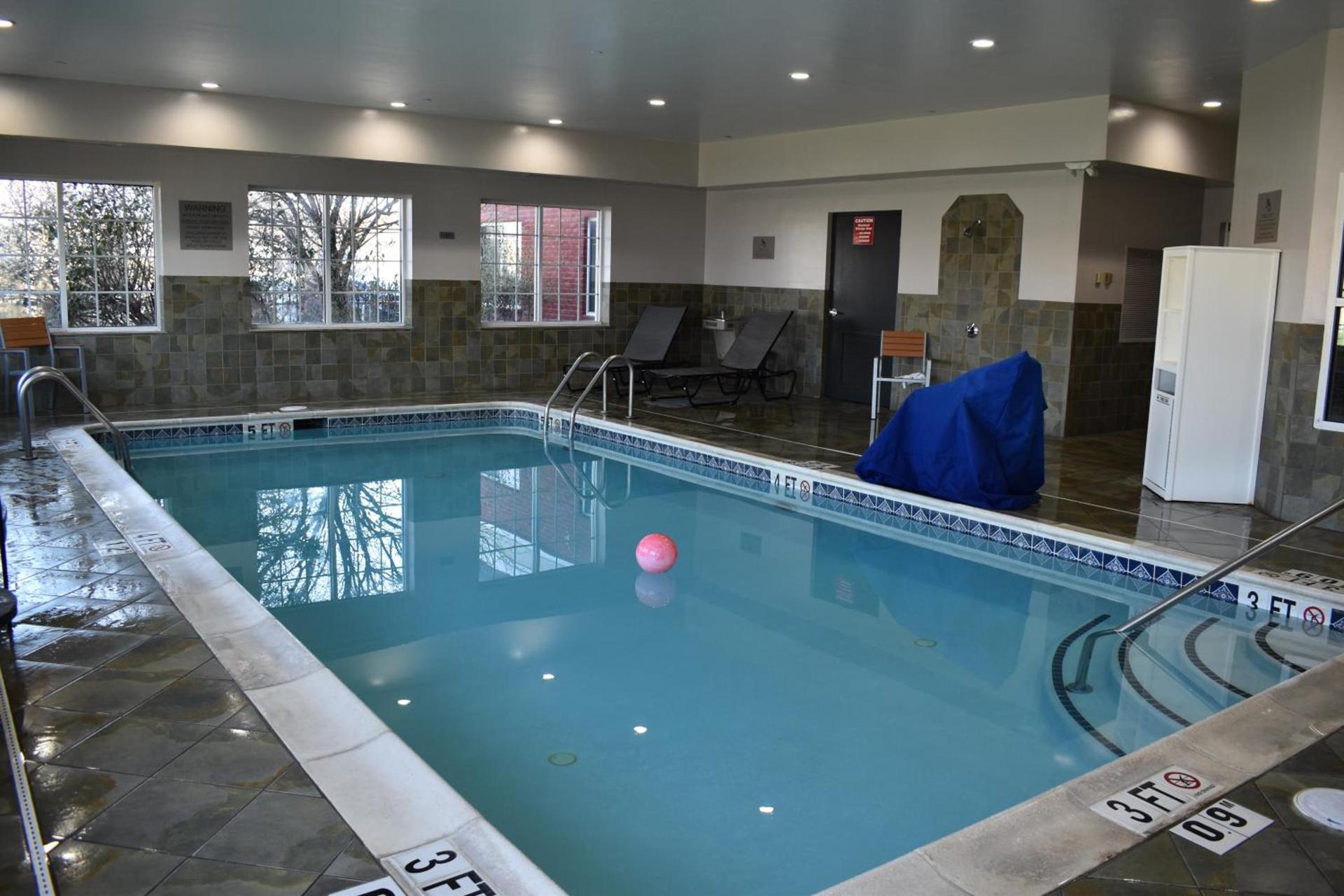 Country Inn & Suites by Radisson, Hagerstown, MD photo 20