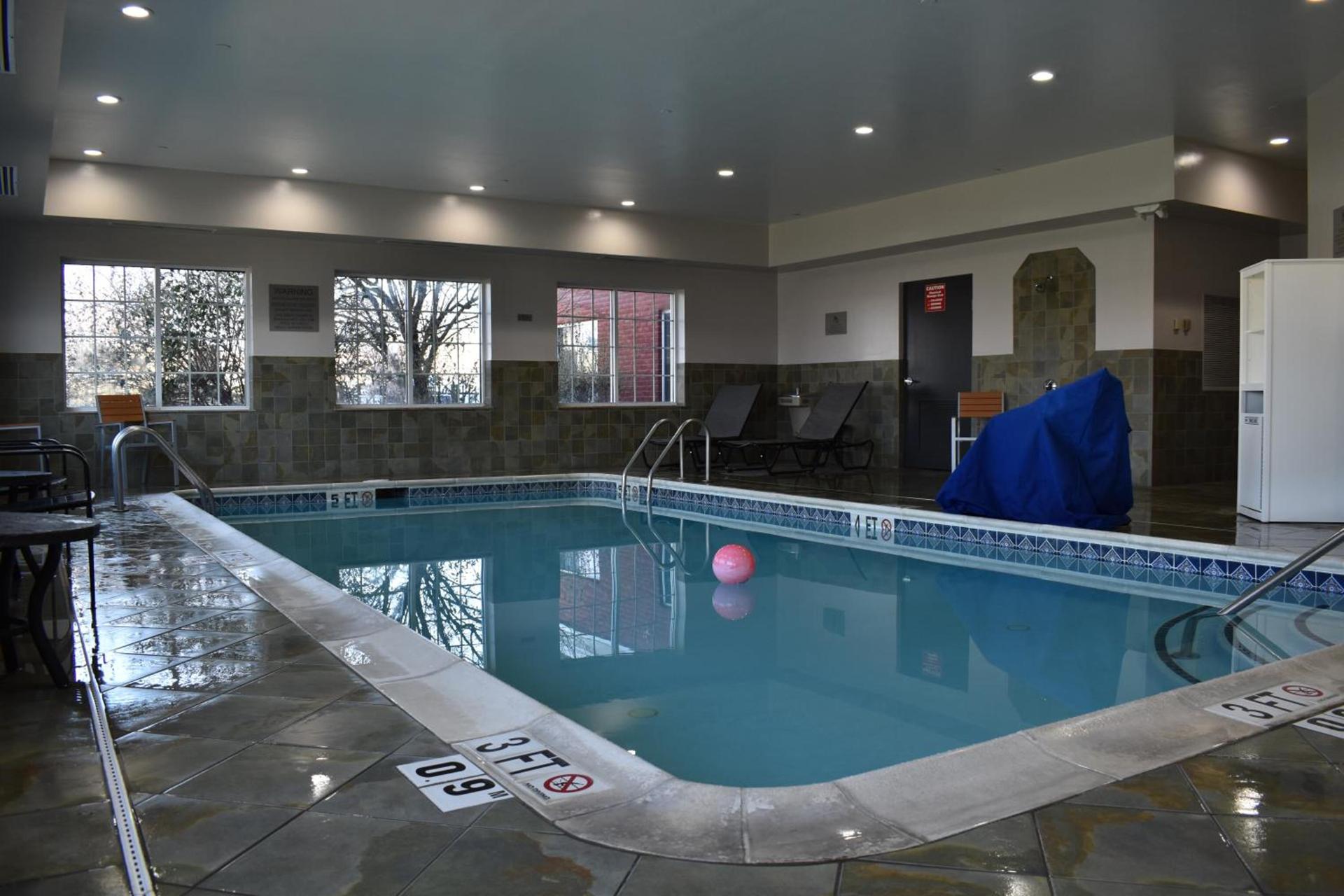 Country Inn & Suites by Radisson, Hagerstown, MD photo 33