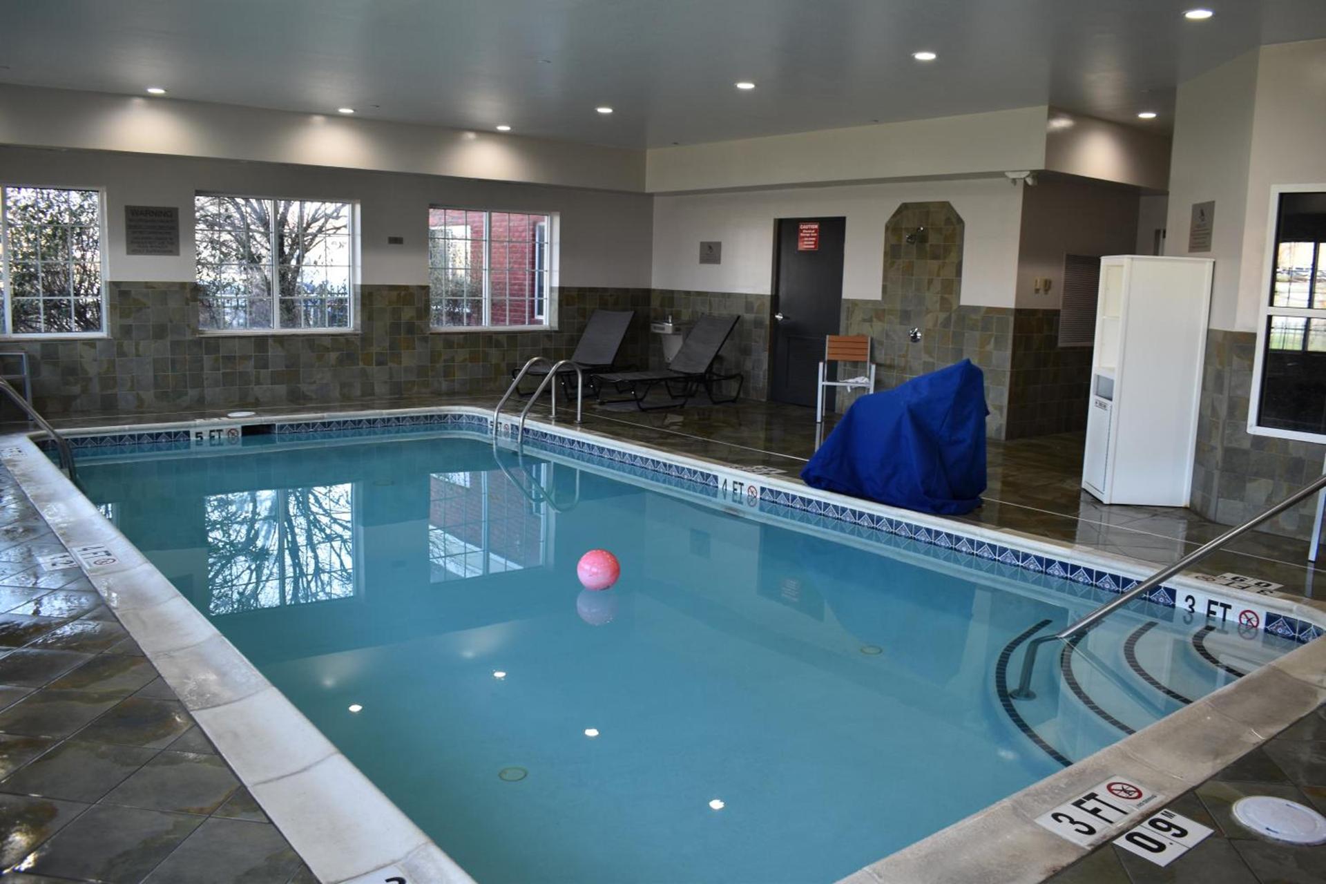 Country Inn & Suites by Radisson, Hagerstown, MD photo 35