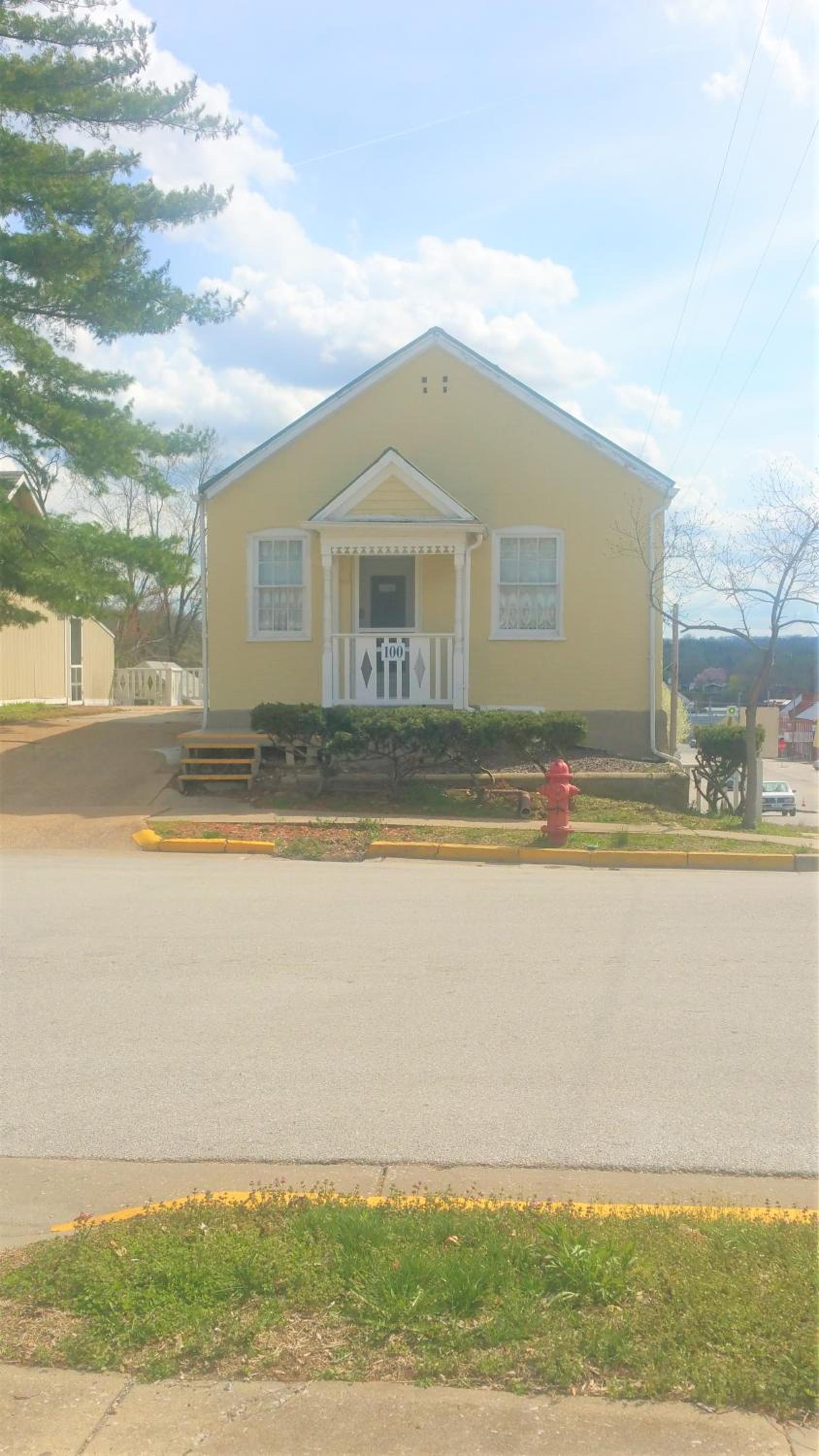 Harbor Haus Inn & Suites photo 34