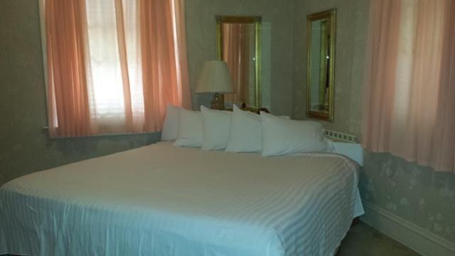 Harbor Haus Inn & Suites photo 2