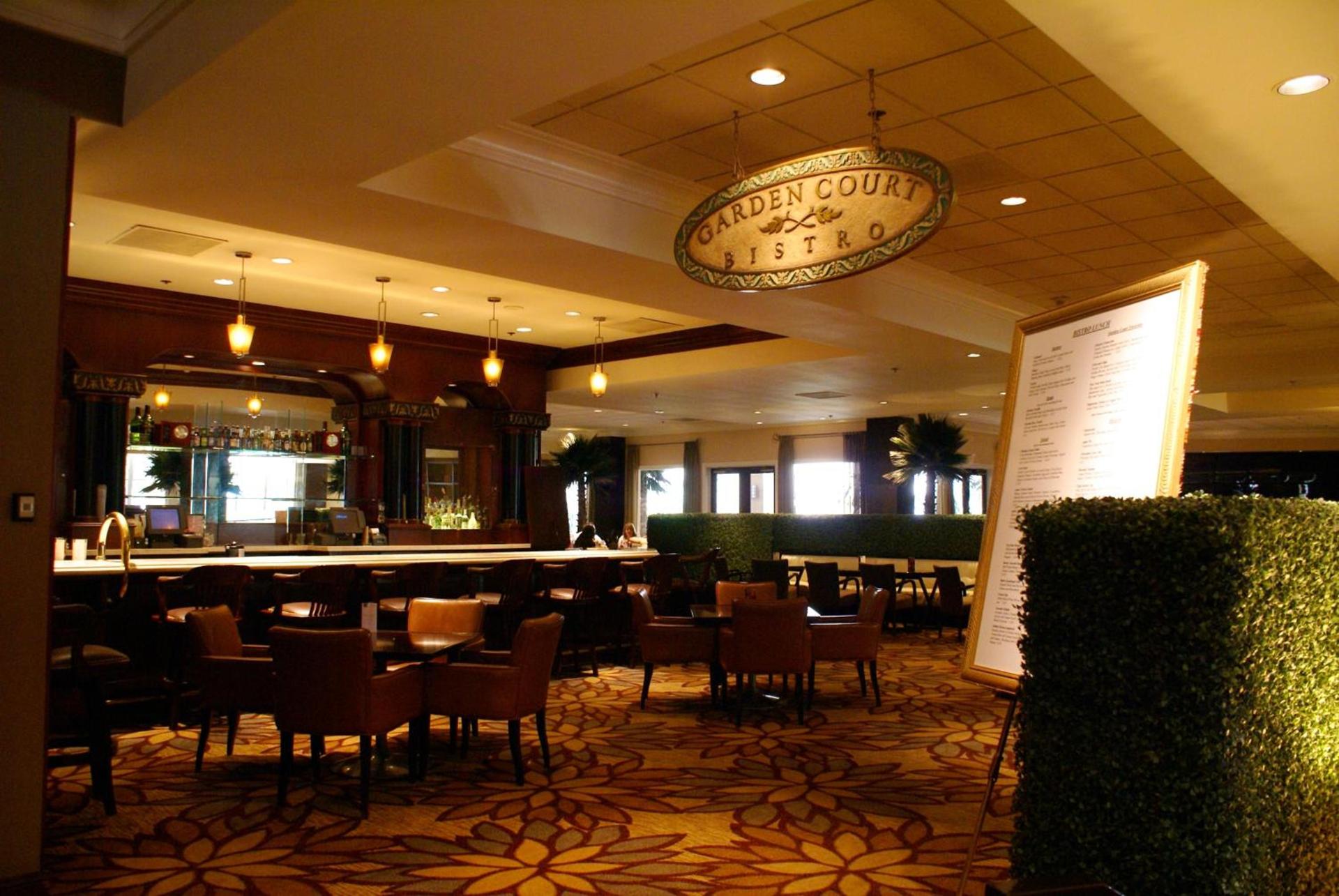 Anaheim Majestic Garden Hotel photo 51