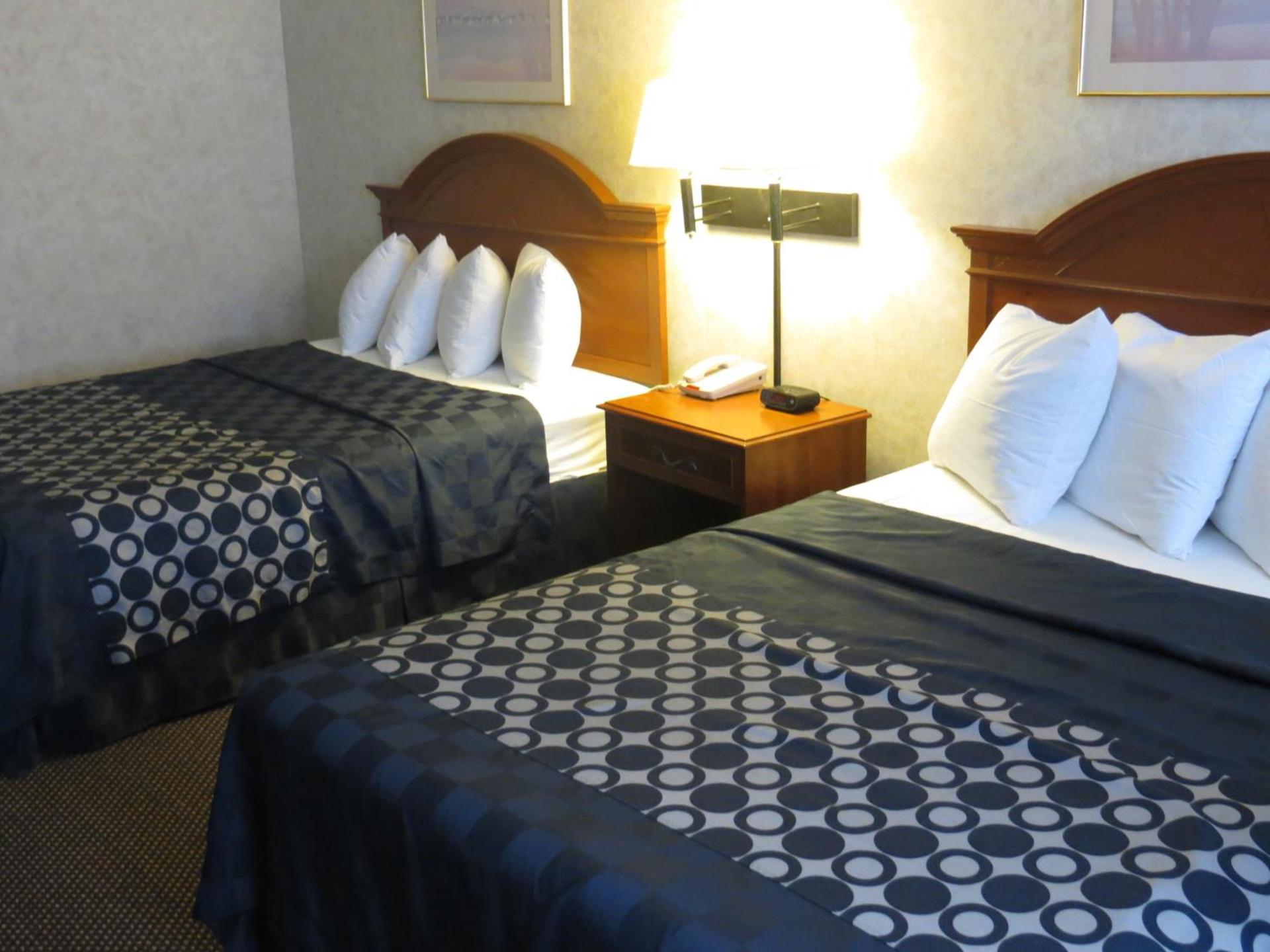 Days Inn by Wyndham Los Angeles LAX Airport Stadium Area photo 15