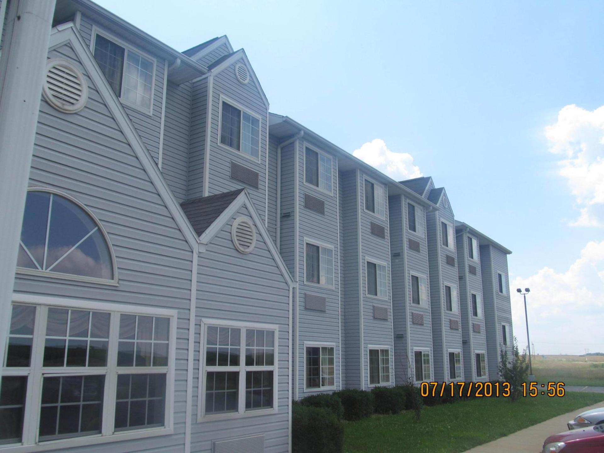 Microtel Inn by Wyndham Champaign photo 15