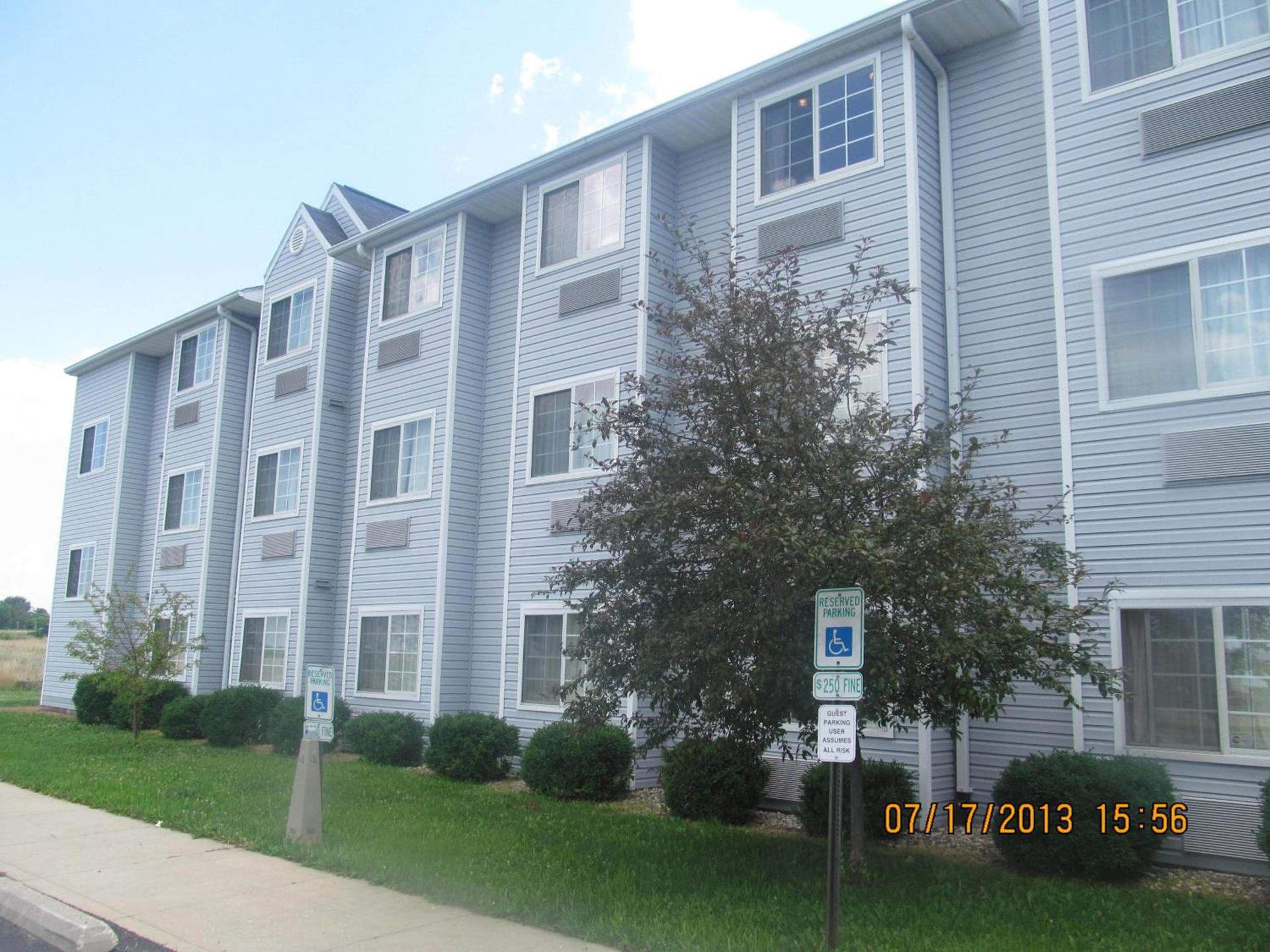 Microtel Inn by Wyndham Champaign photo 19