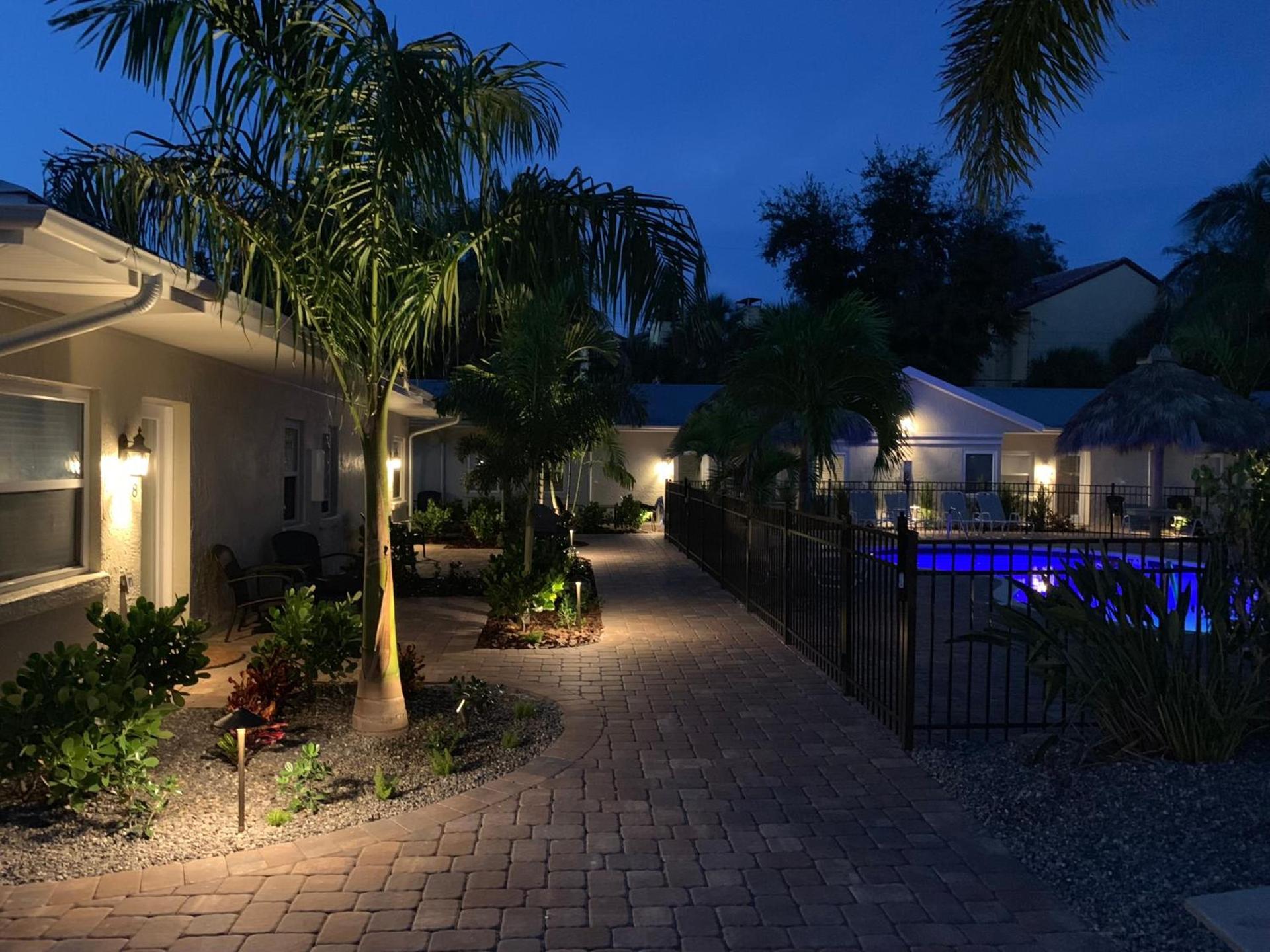 Twin Palms at Siesta photo 2
