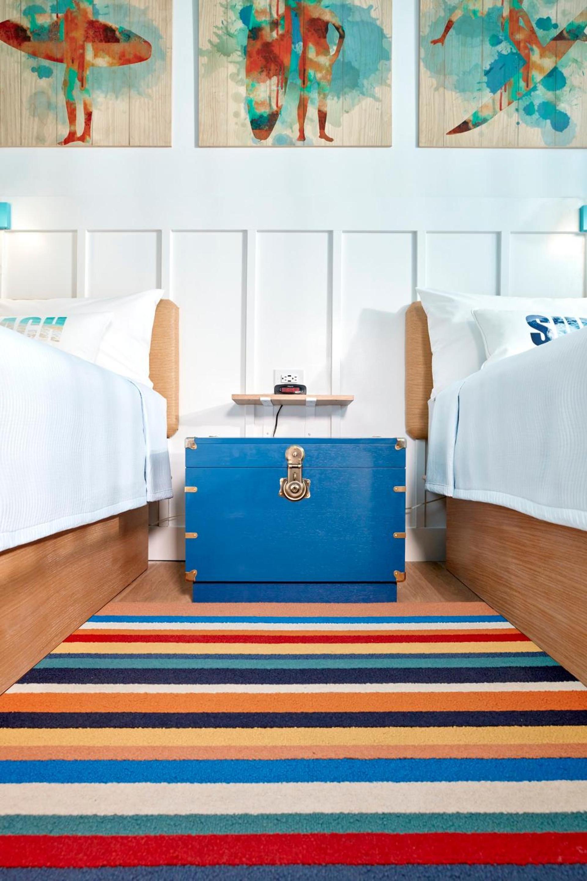 Universal's Endless Summer Resort - Surfside Inn and Suites photo 31