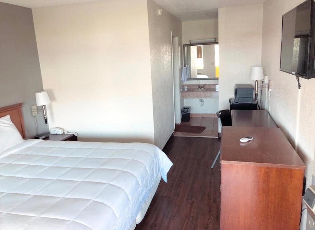 Americas Best Value Inn-Princess Anne photo 10