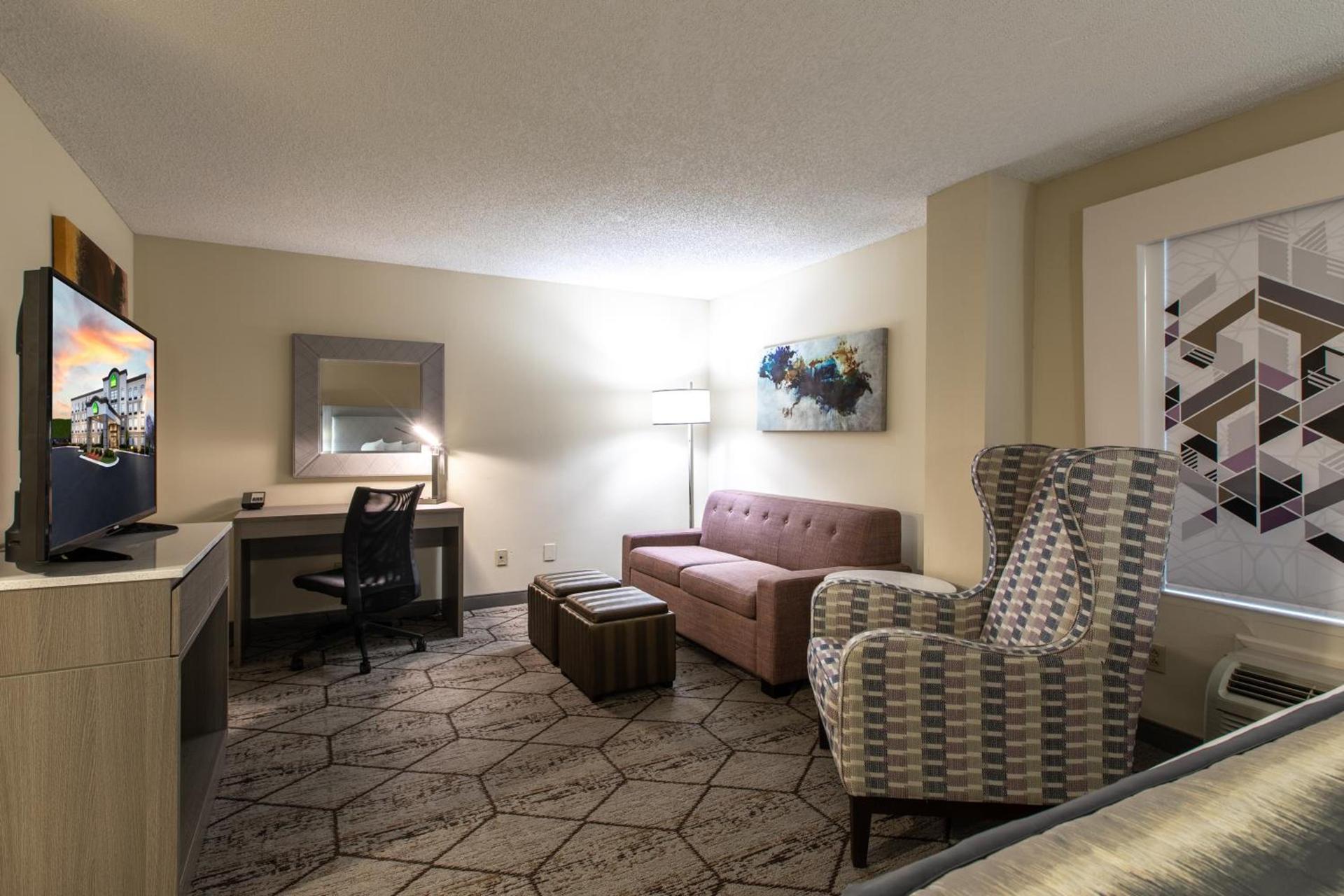 Wingate by Wyndham Charlotte Concord Mills/Speedway photo 89