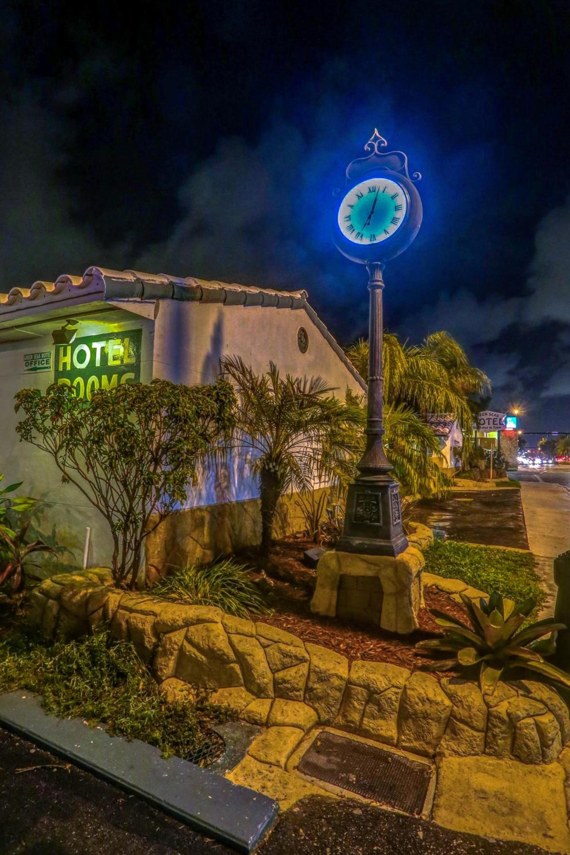 Green Seas Motel photo 11