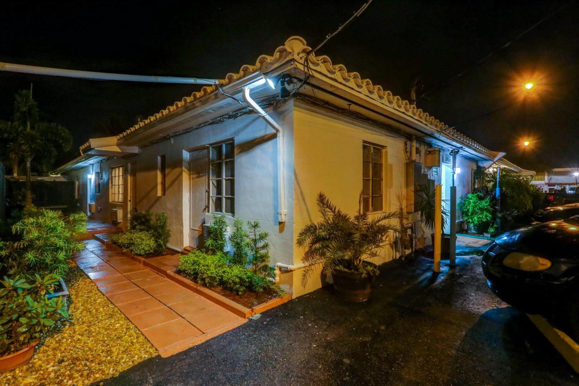 Green Seas Motel photo 12
