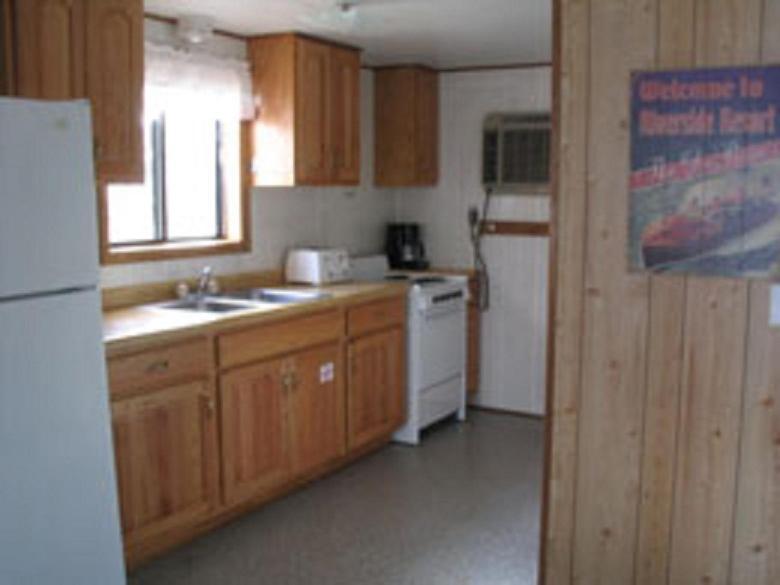 Riverside Resort photo 100