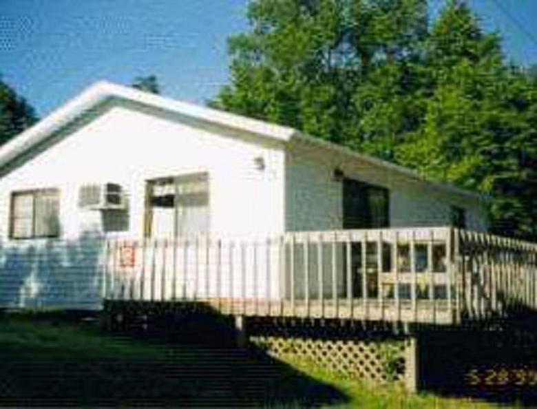 Riverside Resort photo 95