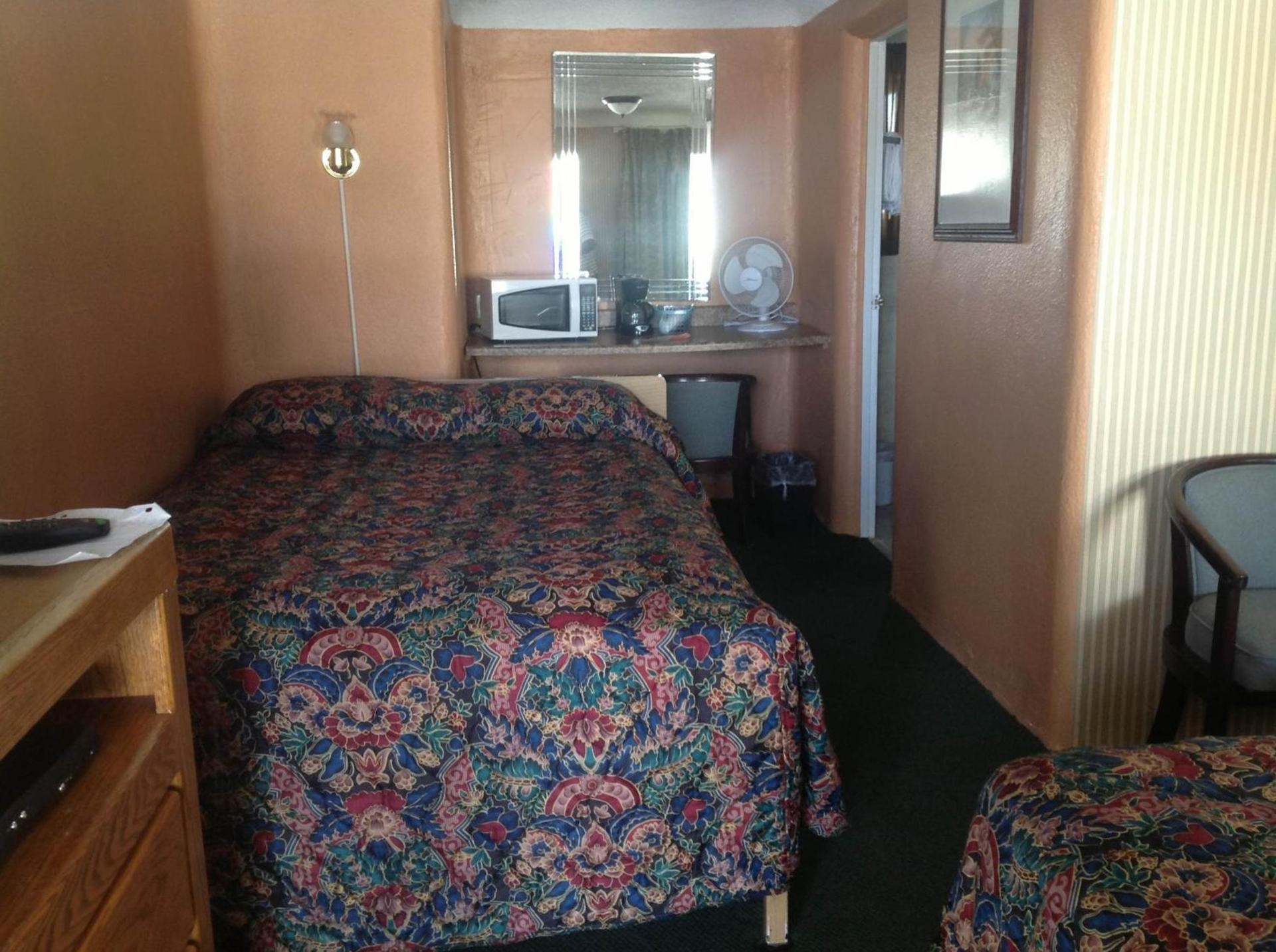 Budget Inn Motel Chemult photo 9
