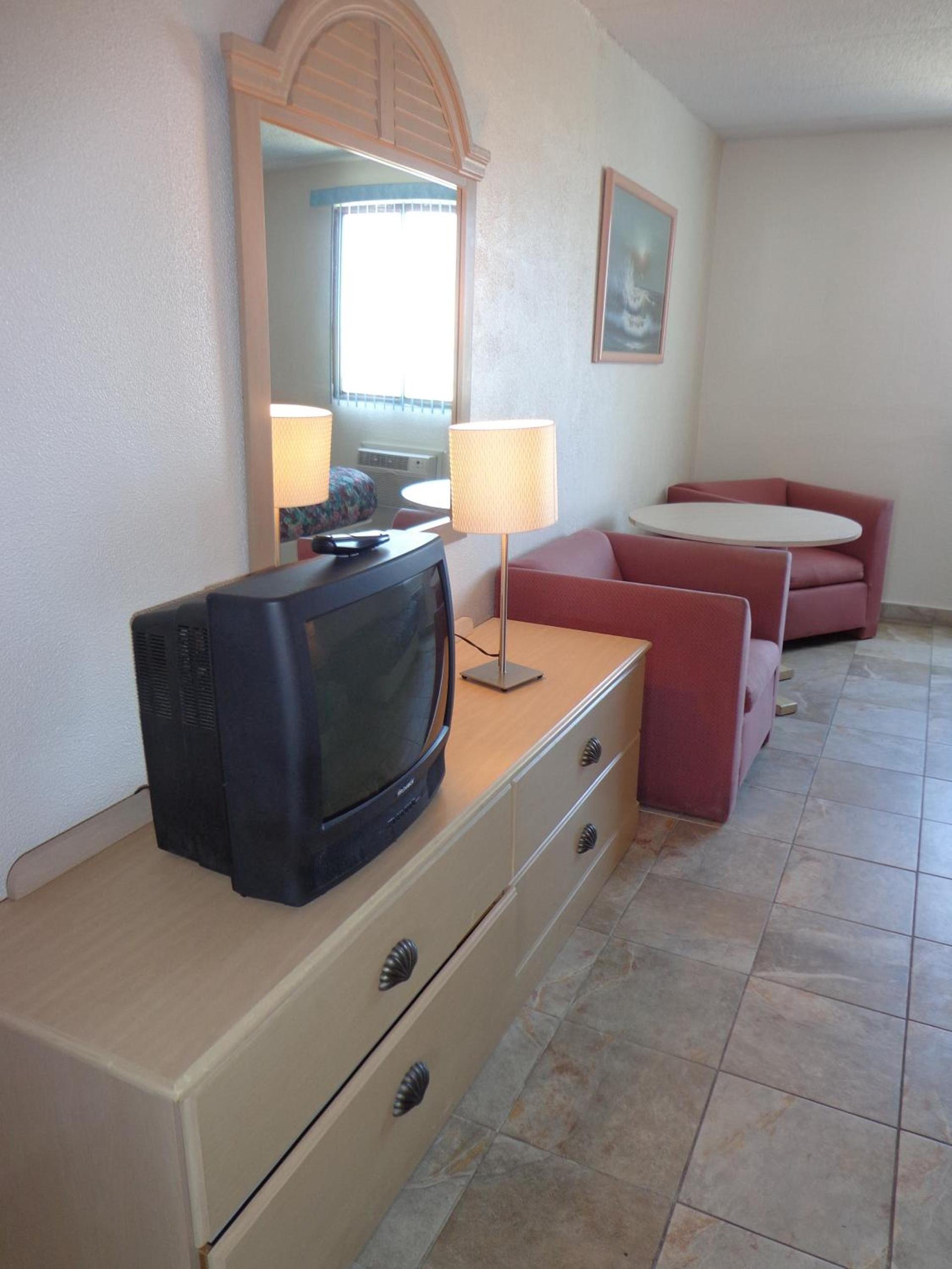 Isle of Palms Motel photo 7