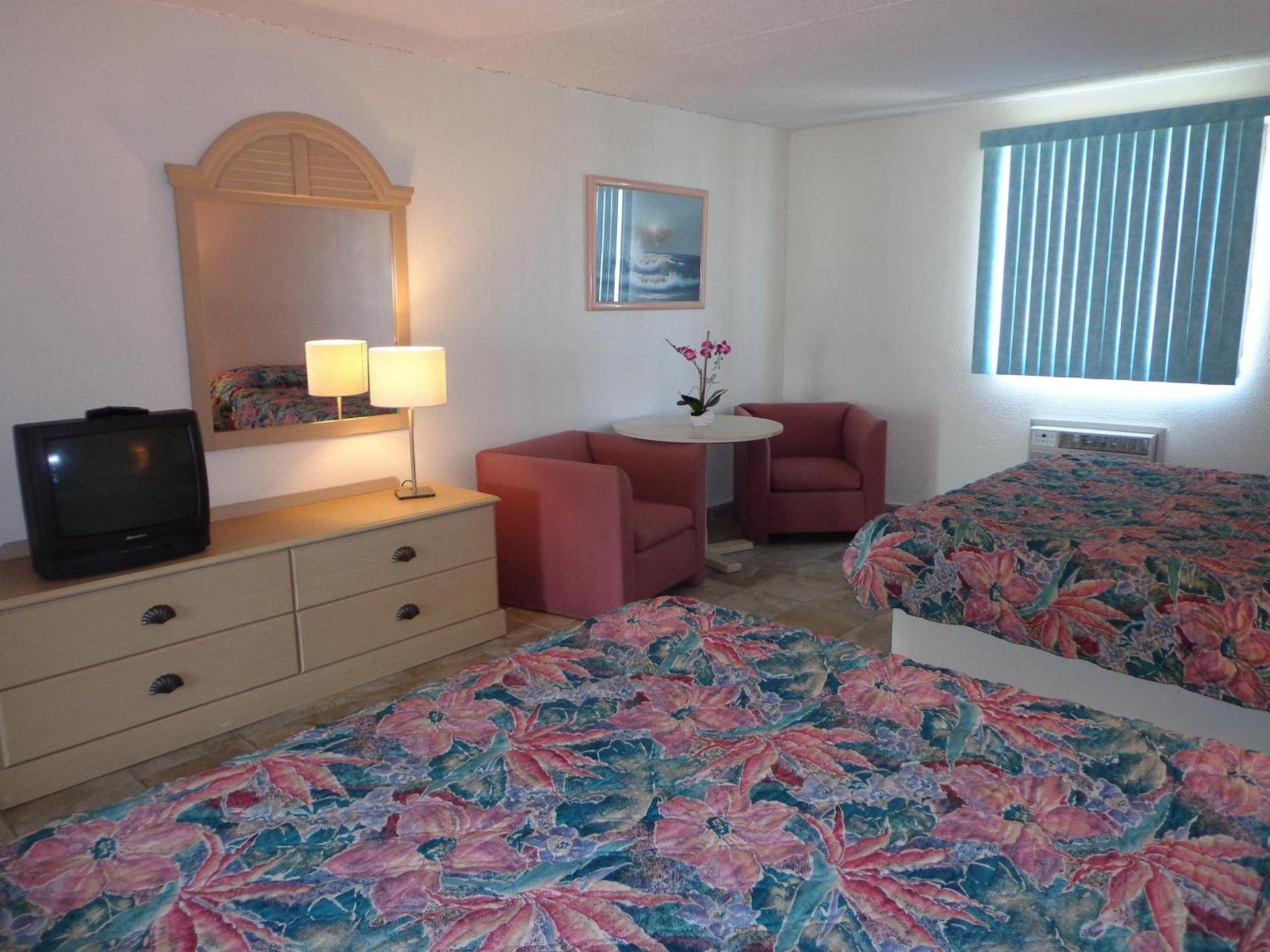 Isle of Palms Motel photo 3