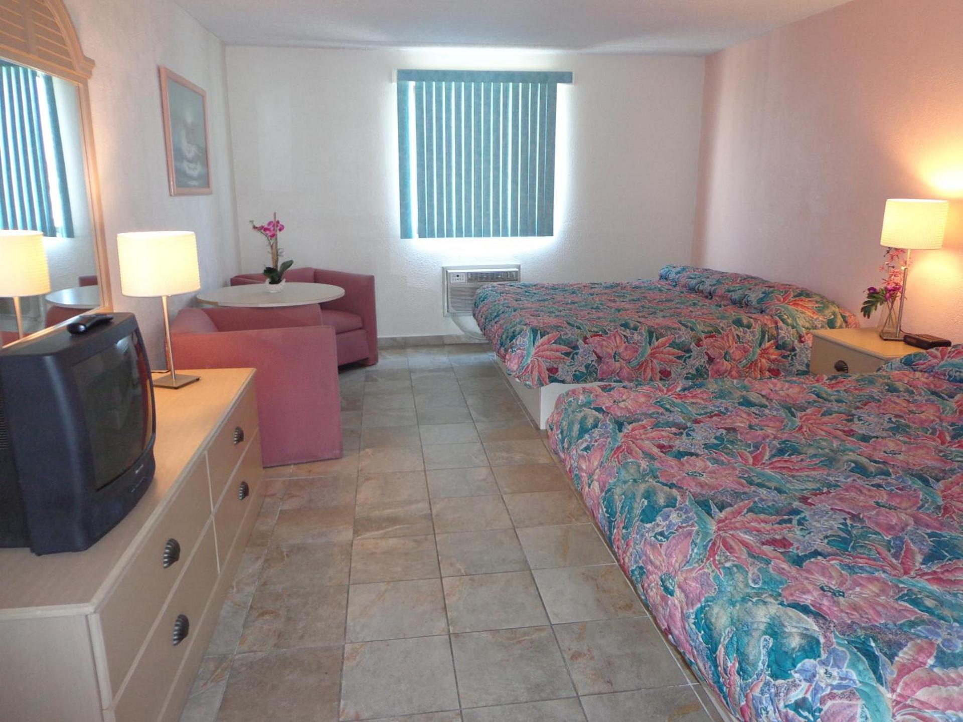 Isle of Palms Motel photo 5
